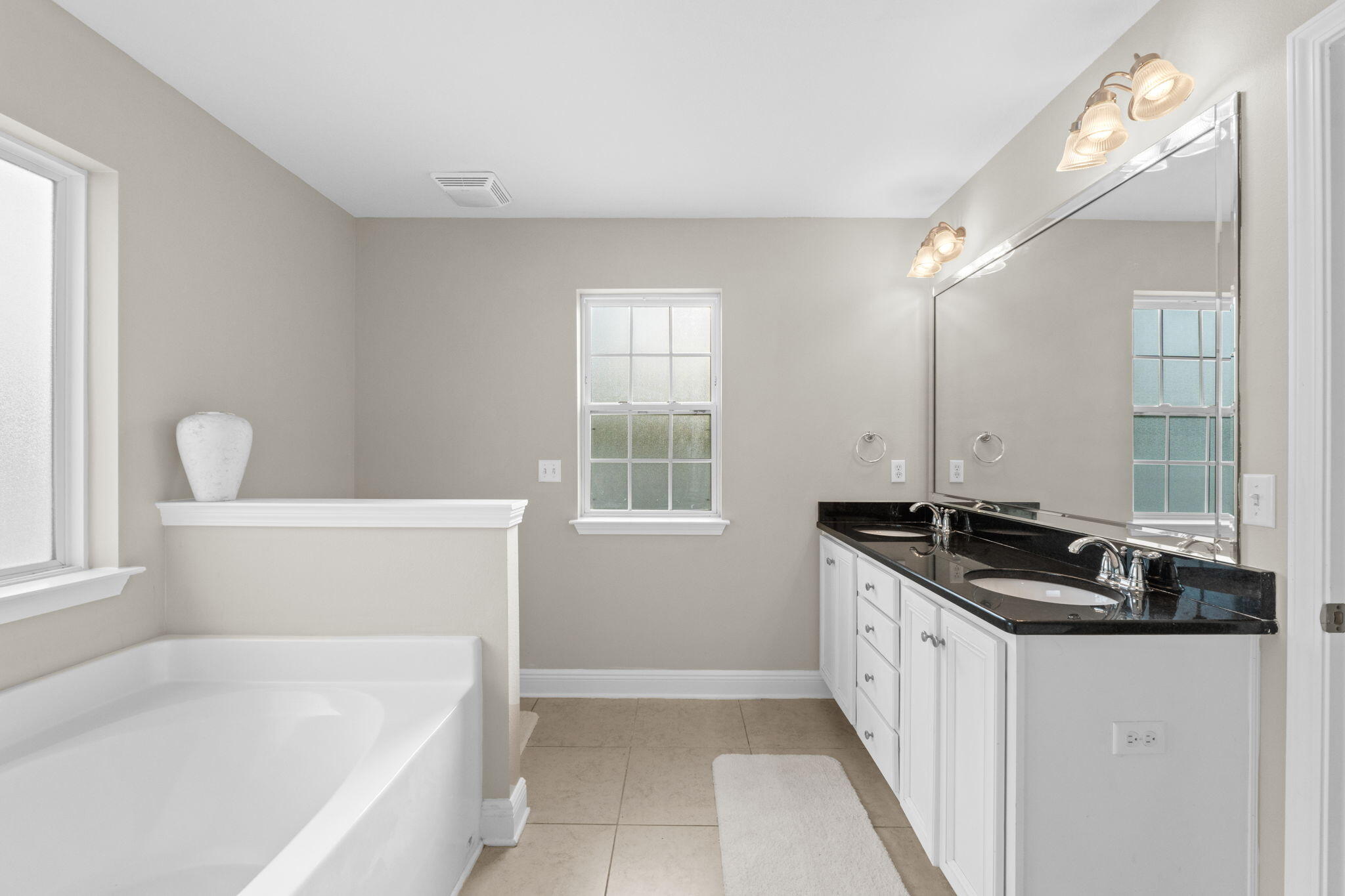 MOSAIC OAKS - Residential