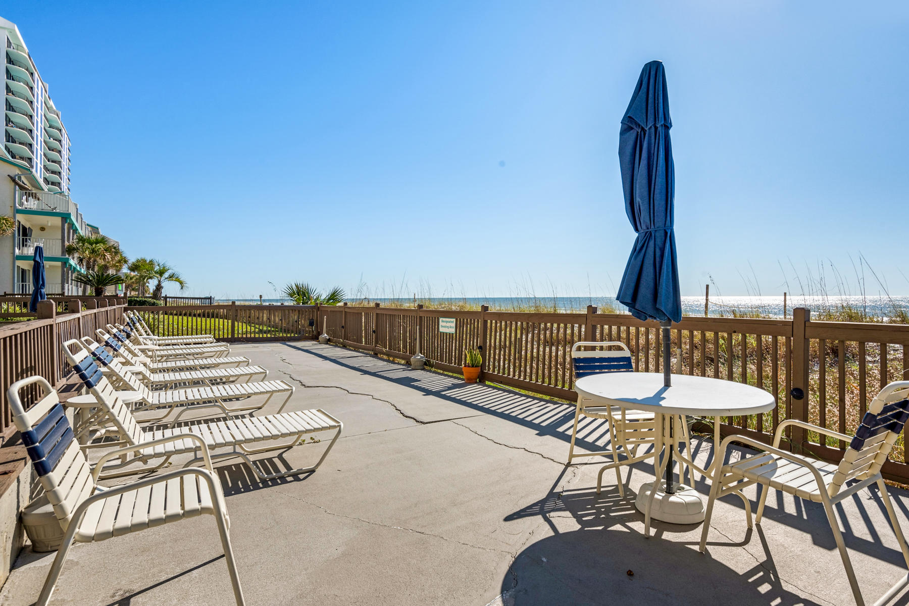 MARINER EAST CONDO - Residential