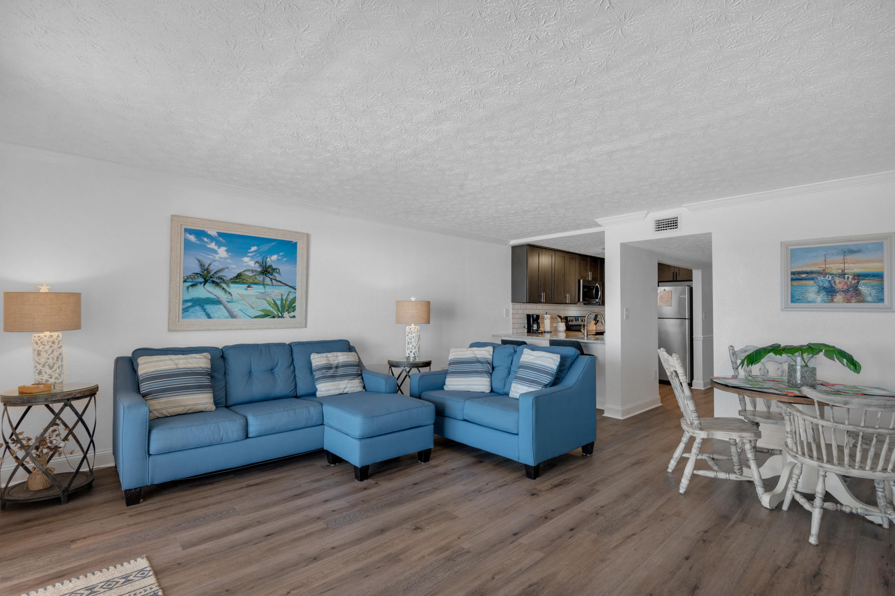 MARINER EAST CONDO - Residential