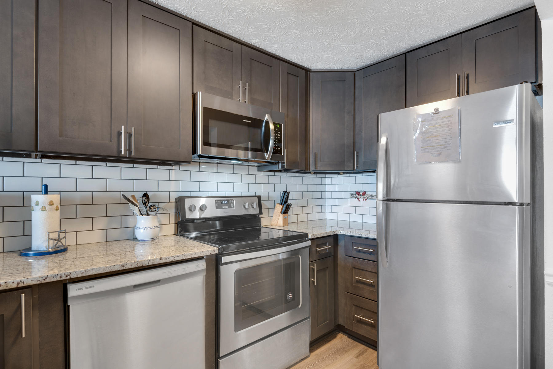 MARINER EAST CONDO - Residential