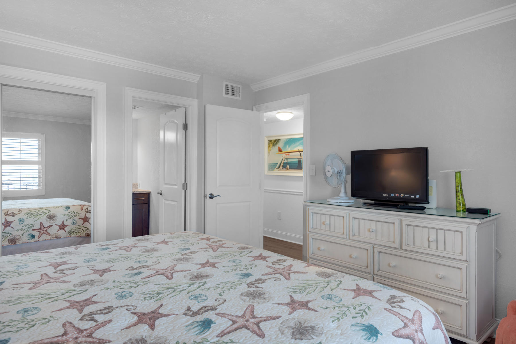 MARINER EAST CONDO - Residential