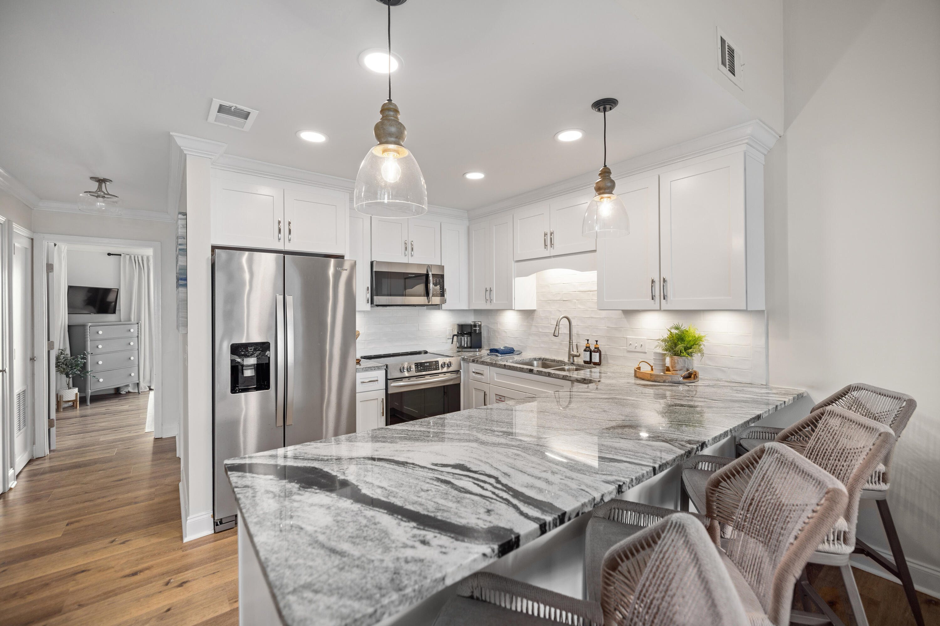 SOUTHWIND 1 CONDO - Residential