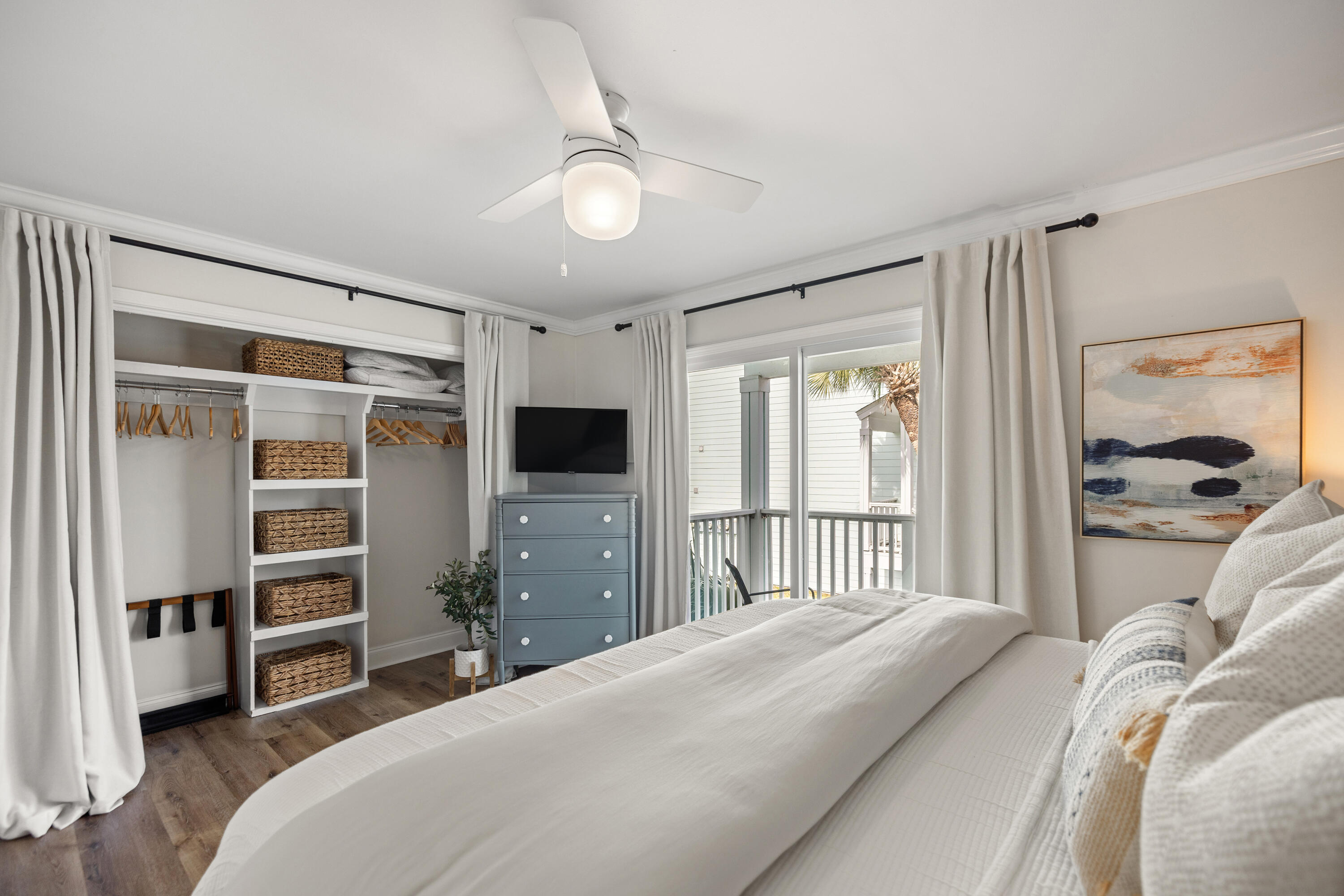 SOUTHWIND 1 CONDO - Residential