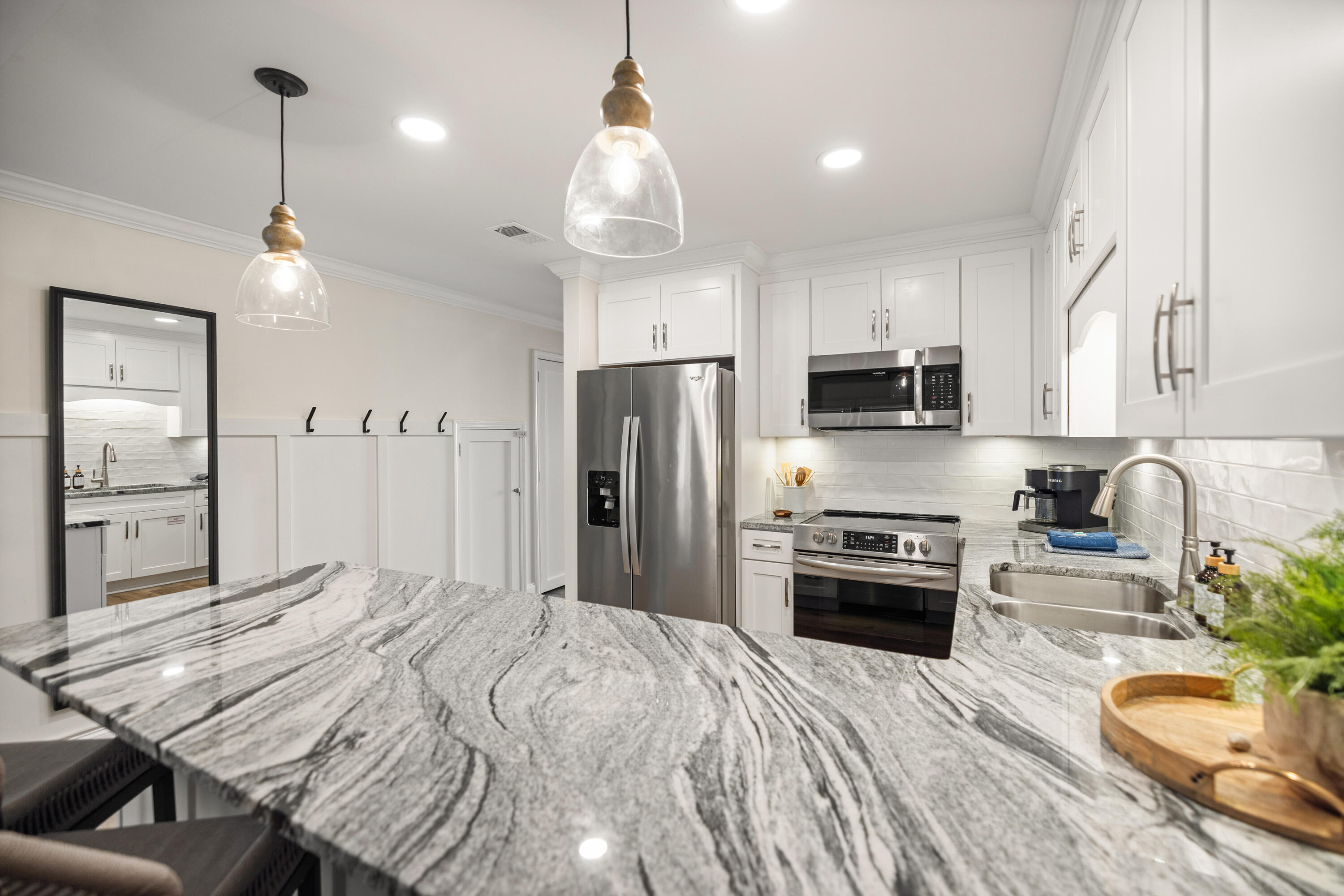 SOUTHWIND 1 CONDO - Residential