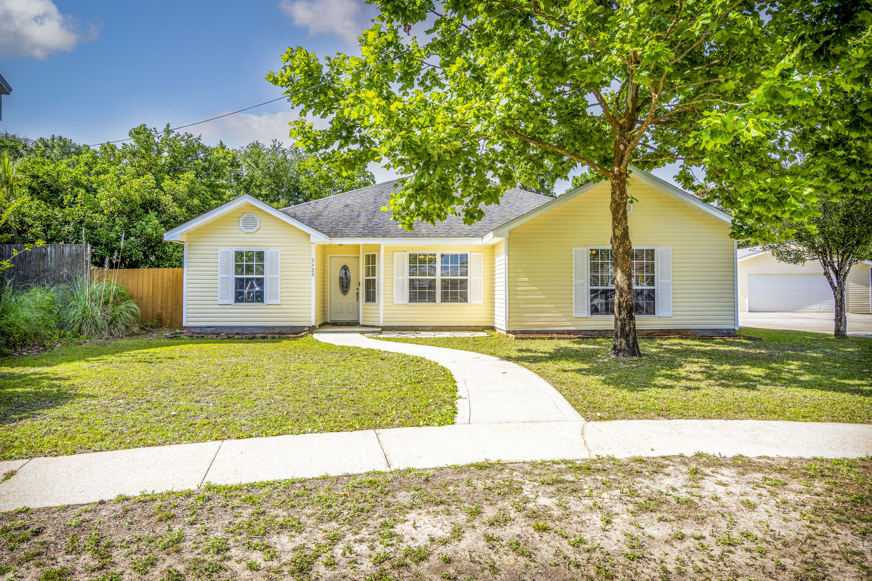 FOX DEN VILLAGES - Residential