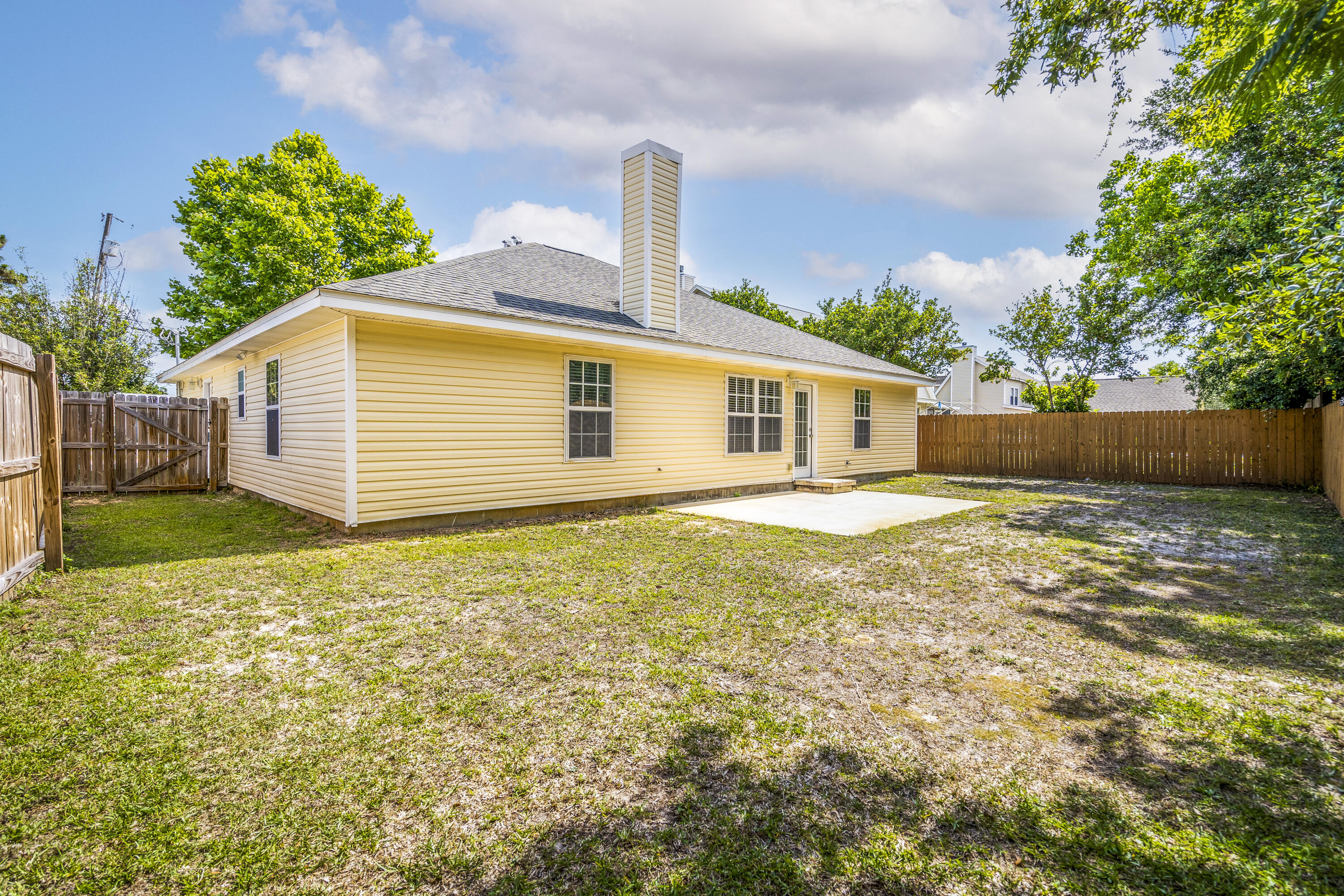 FOX DEN VILLAGES - Residential