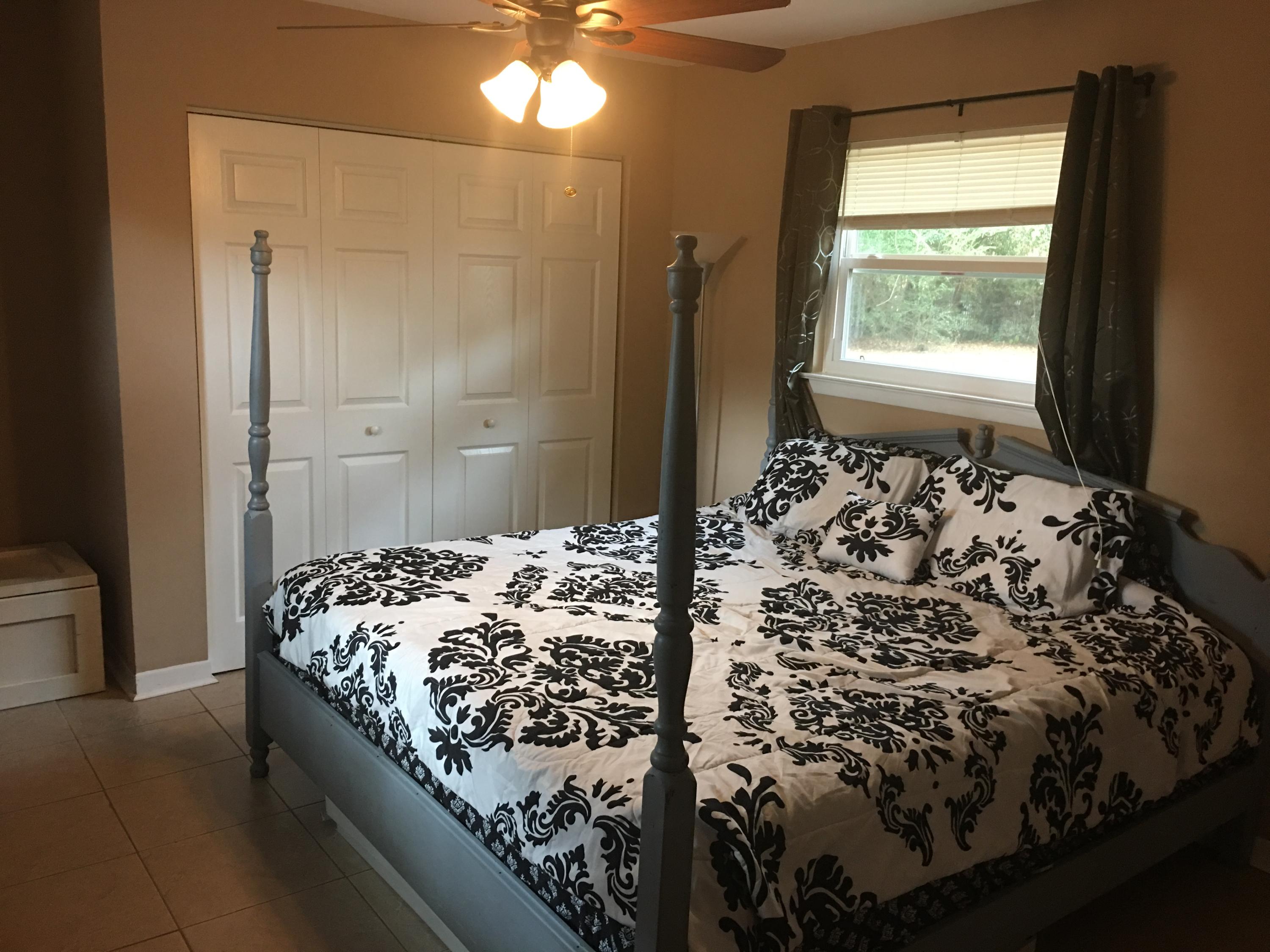 VALPARAISO PINECREST 1 - Residential