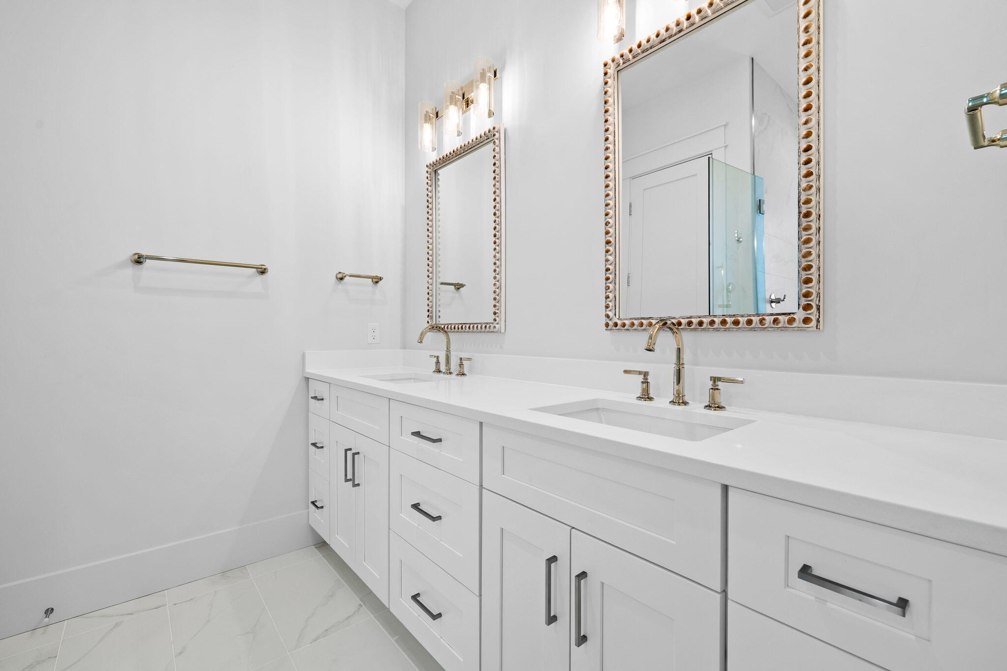 GULF SHORE MANOR - Residential