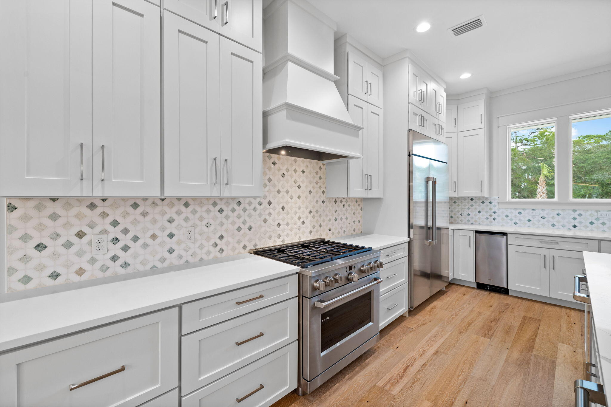 GULF SHORE MANOR - Residential