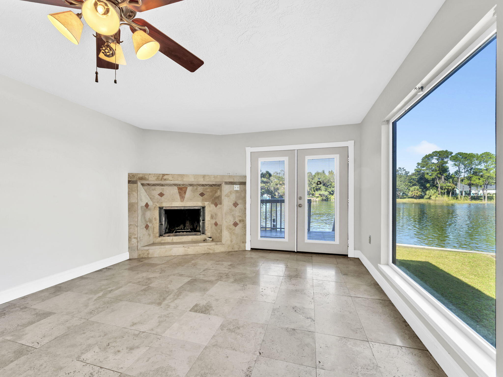 KIDD BAYOU OAKS UNIT 2 - Residential Lease