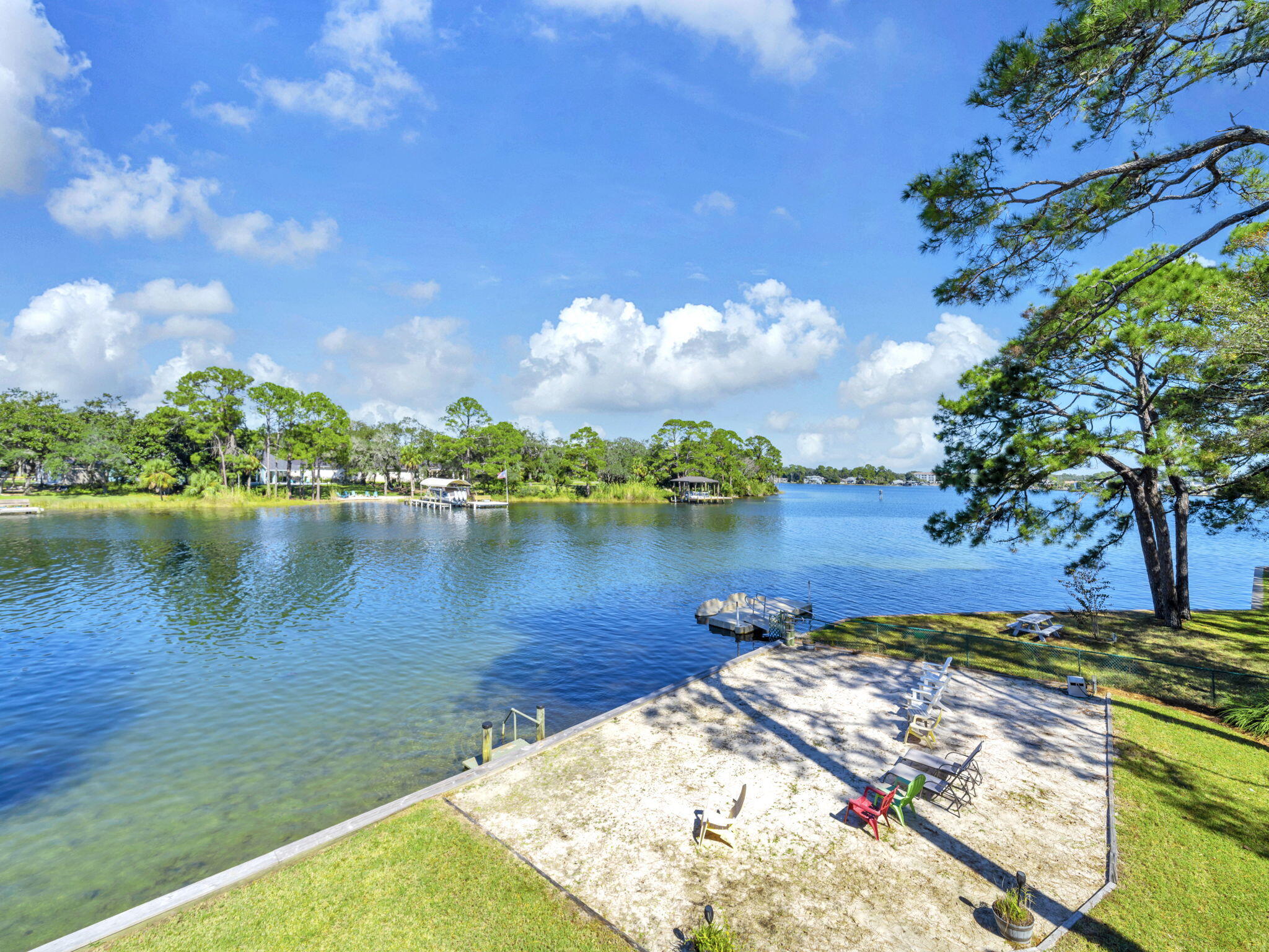 KIDD BAYOU OAKS UNIT 2 - Residential Lease
