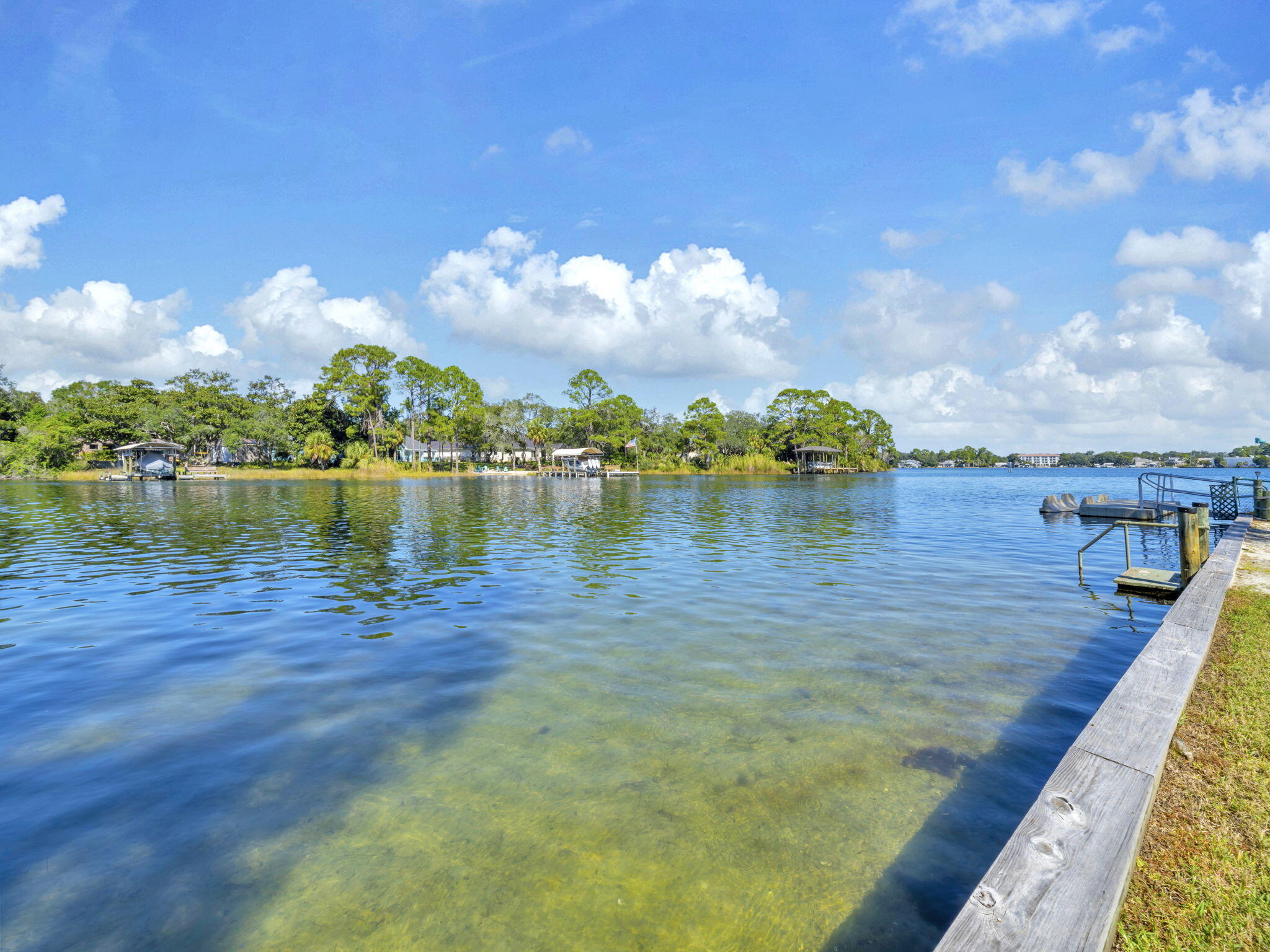 KIDD BAYOU OAKS UNIT 2 - Residential Lease