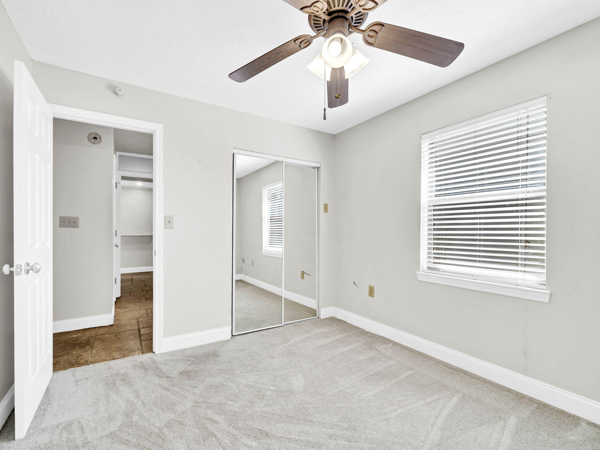 KIDD BAYOU OAKS UNIT 2 - Residential Lease