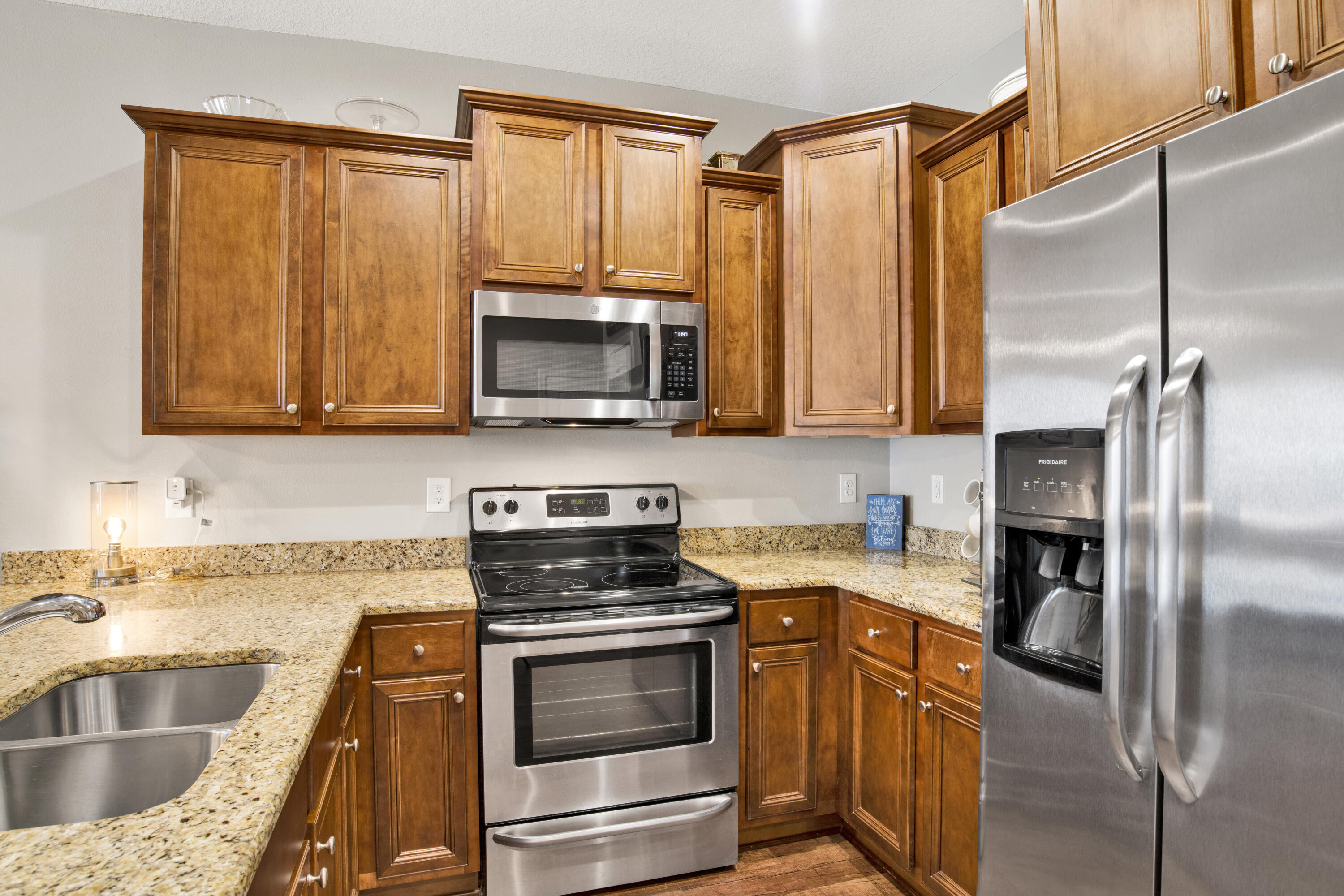 Reserve Pointe - Residential