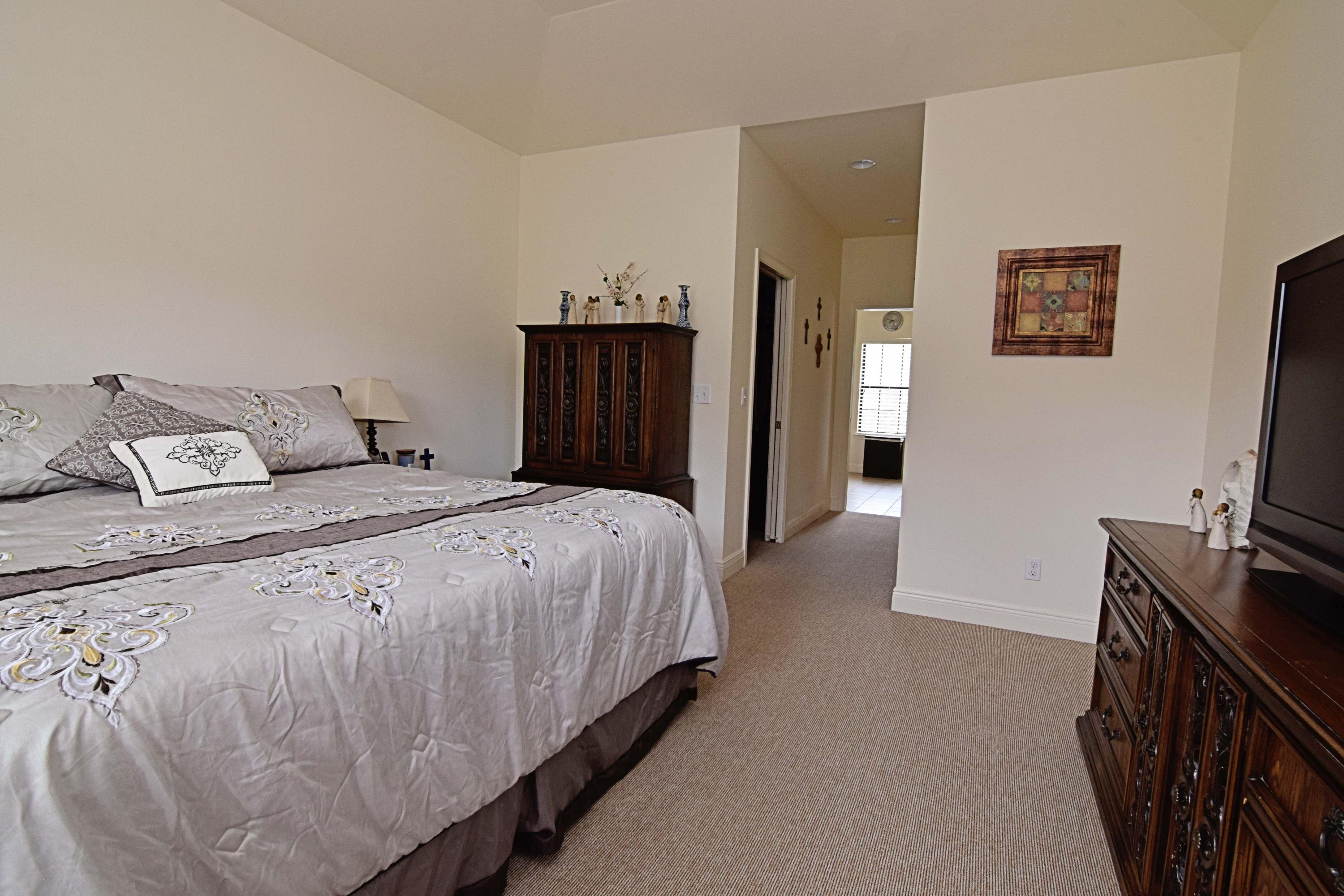 LAKE RIDGE ESTATES - Residential