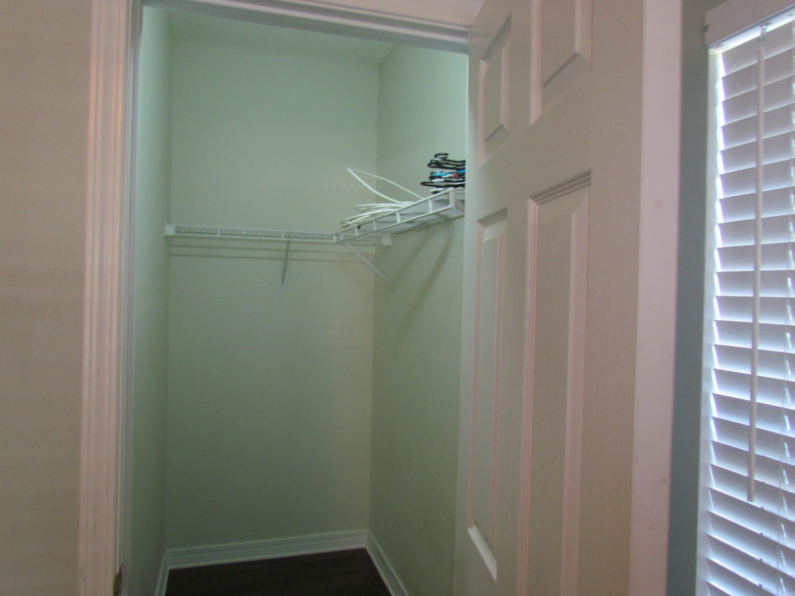 THE OAKS AT NICEVILLE CONDO UNIT 124 - Residential Lease