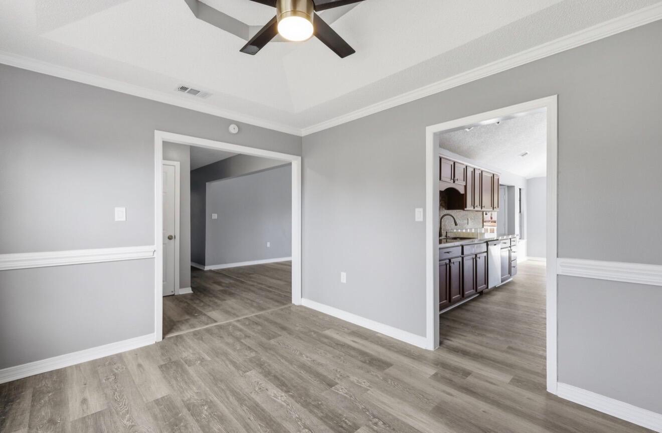 TIMBERLAKE ESTATES - Residential