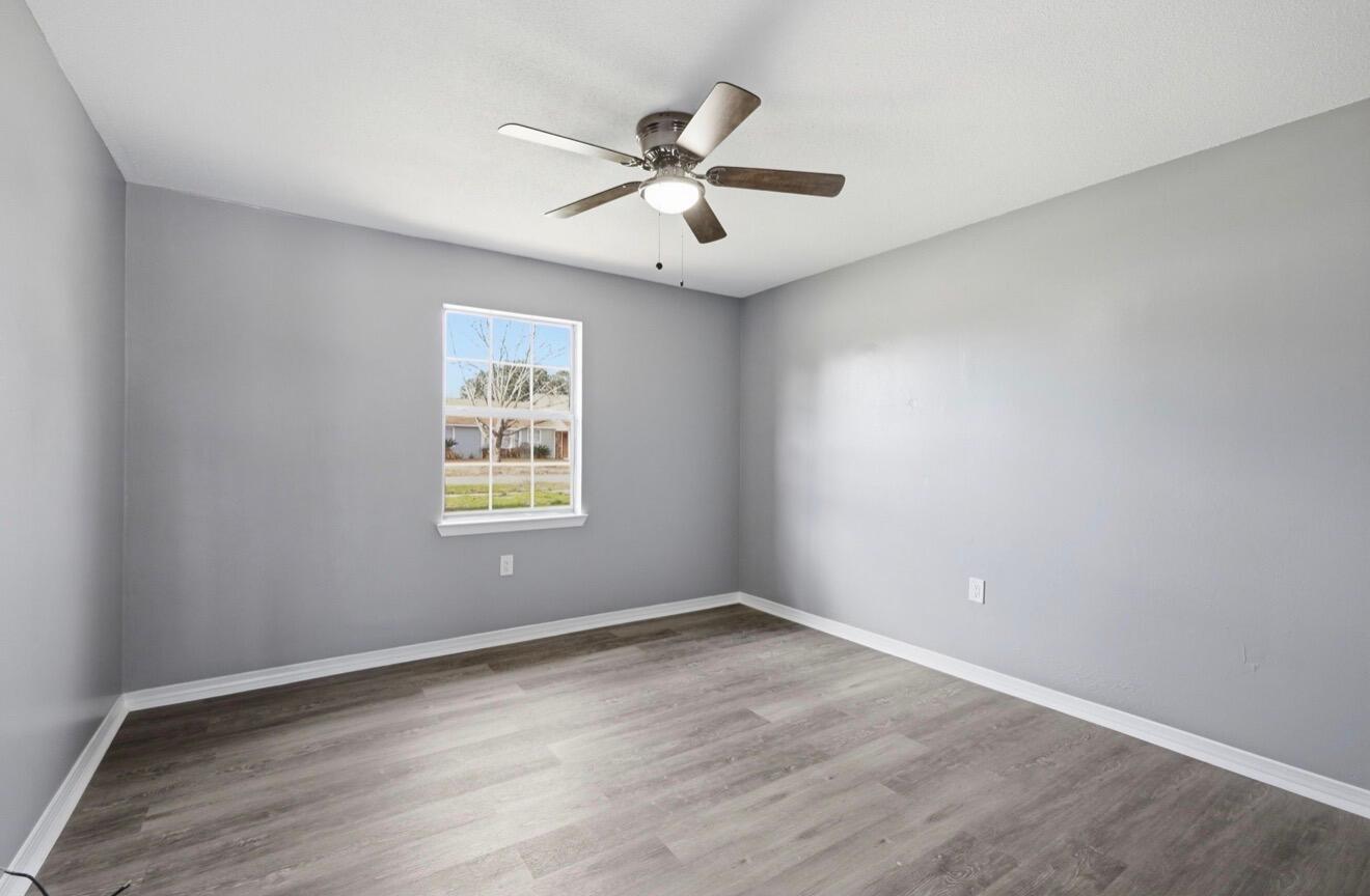 TIMBERLAKE ESTATES - Residential