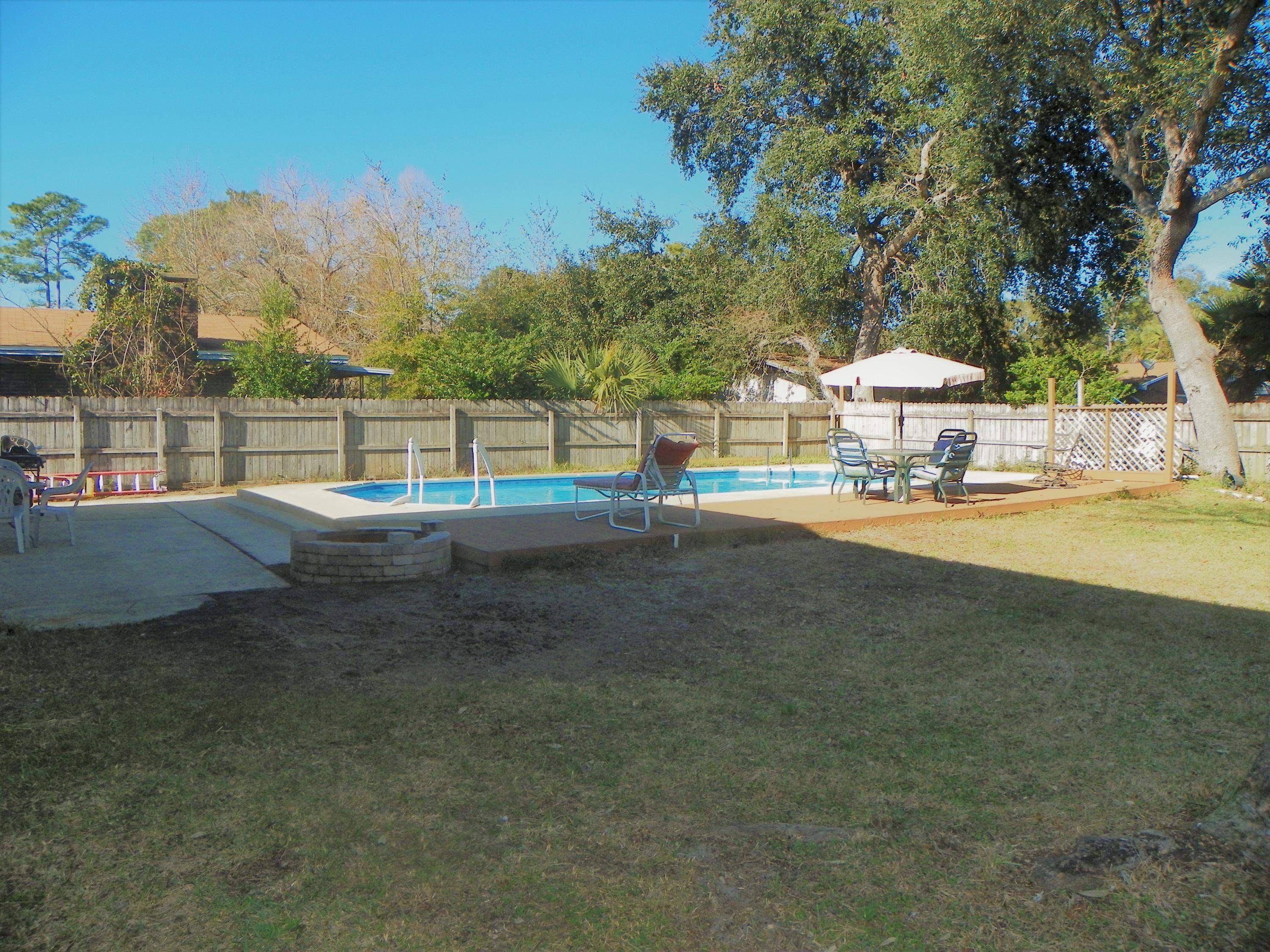 PALM EST UNIT #3 LOT 16 BLK 3 - Residential