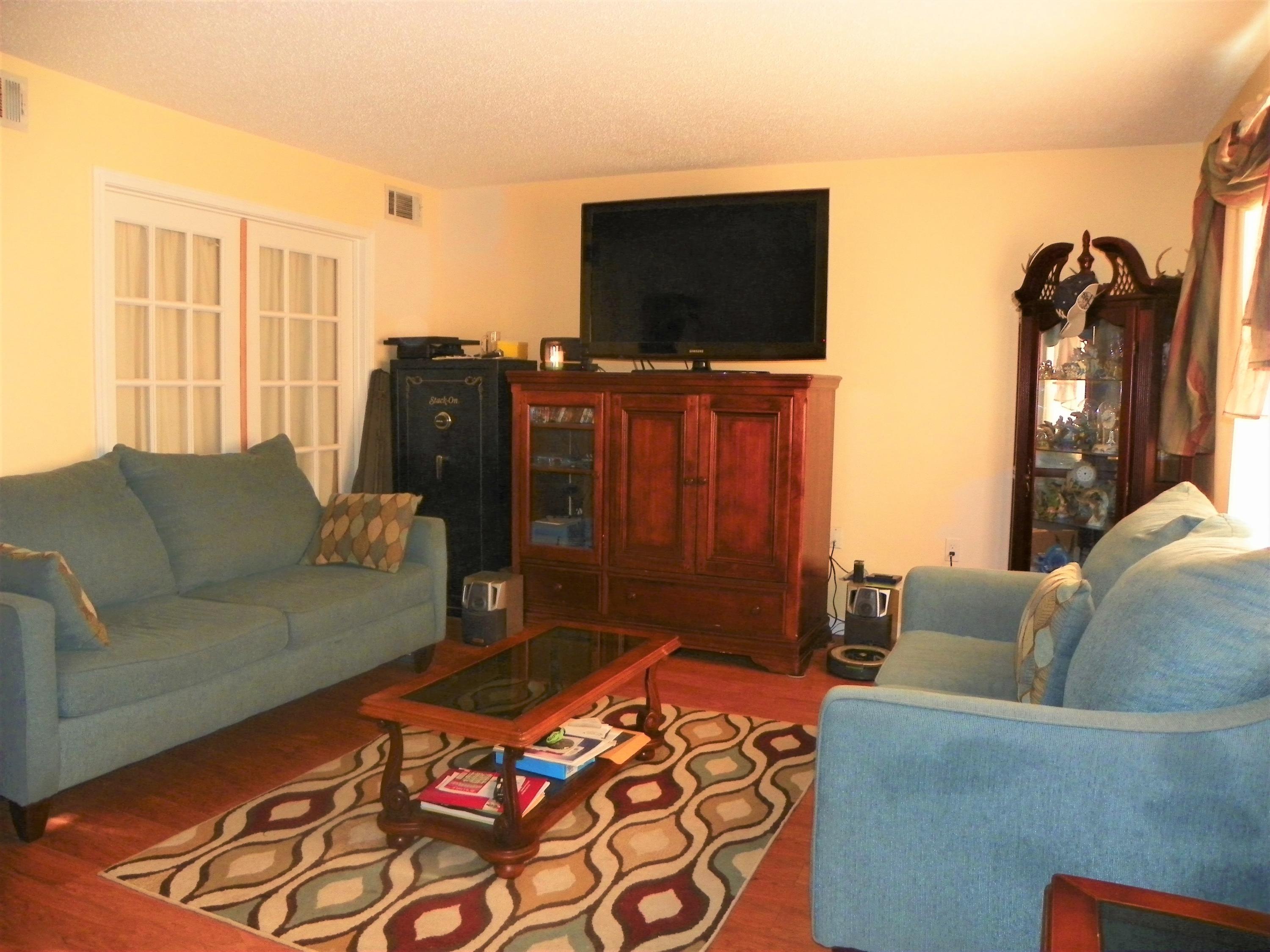 PALM EST UNIT #3 LOT 16 BLK 3 - Residential