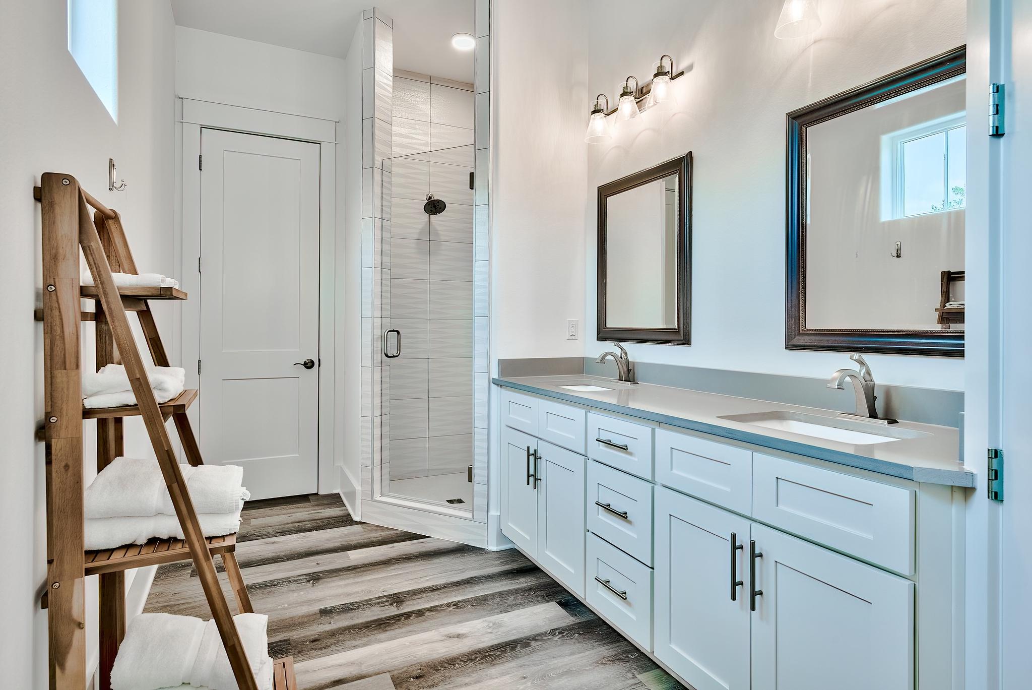 Santa Rosa Retreat - Residential