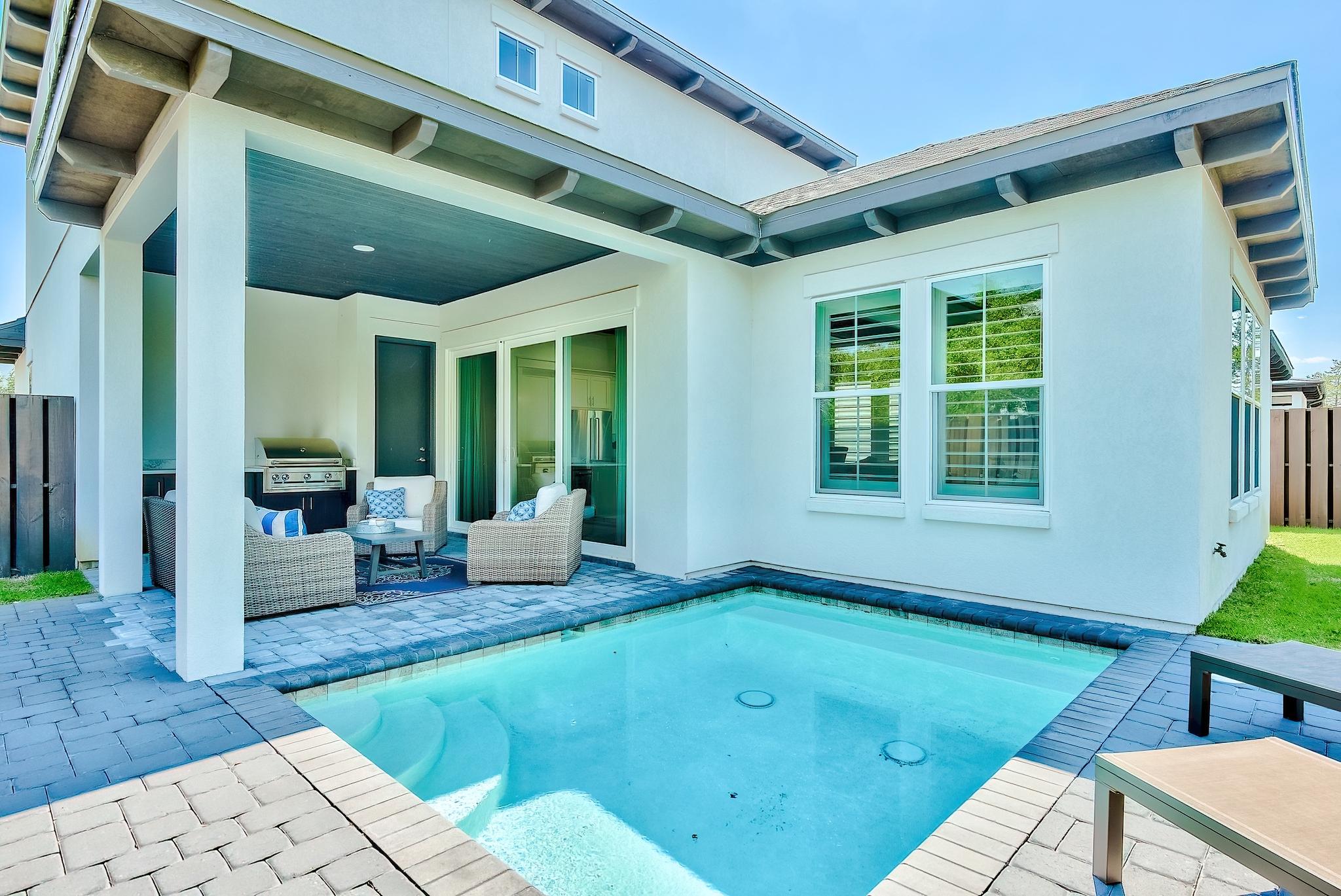 Santa Rosa Retreat - Residential