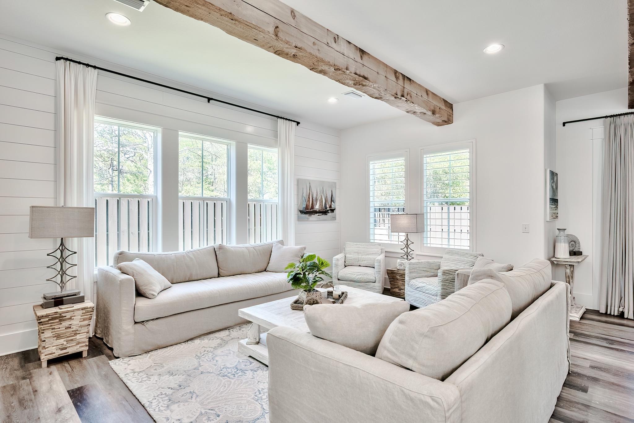 Santa Rosa Retreat - Residential