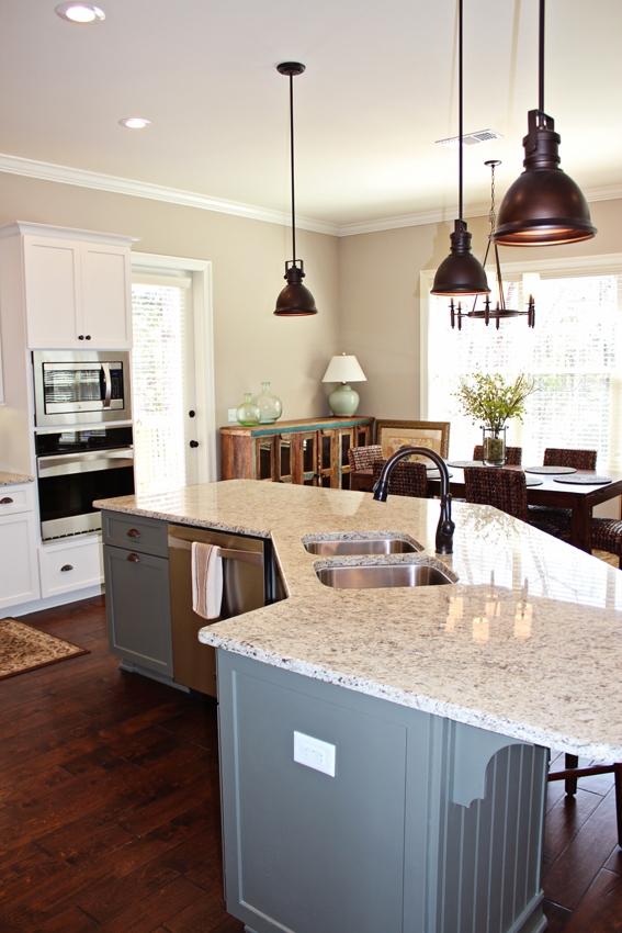 WATER'S EDGE - Residential