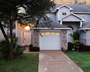 LOVELY TWO STORY TOWNHOME WITH ALL APPLIANCES. GARAGE WITH OPENER. SUPER FLOORPLAN WITH CUSTOM WINDOWS. OPEN FLOOR PLAN FOR KITCHEN, DINING AND LIVING AREA. HALF BATH ON FIRST FLOOR; EACH BEDROOM HAS IT'S OWN BATH; SMALL BACK YARD WITH PATIO. THIS ONE WILL GO FAST! CALL FOR APPOINTMENT TO VIEW TODAY! AVAILABLE JANUARY 22.
