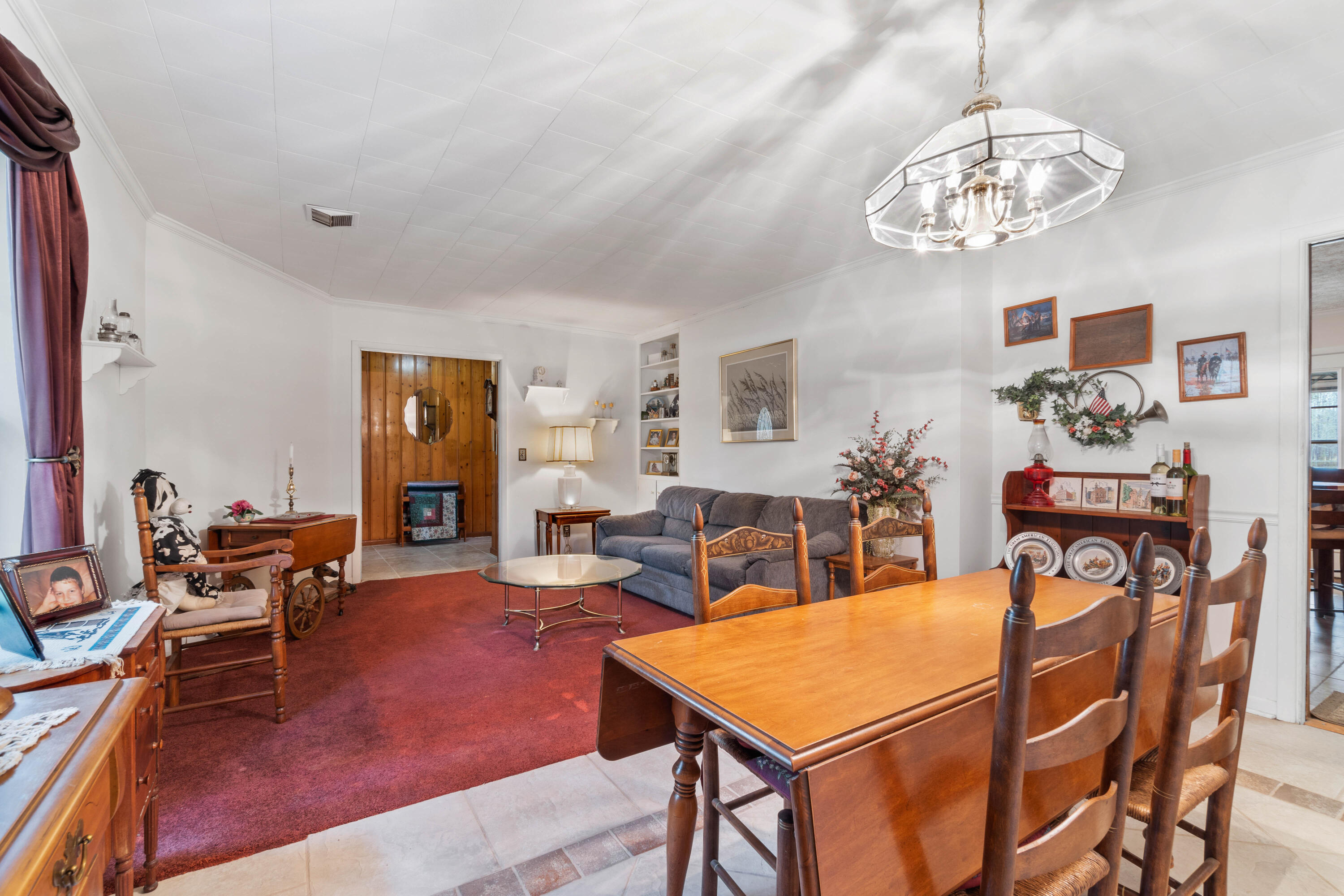 NO RECORDED SUBDIVISION - Residential