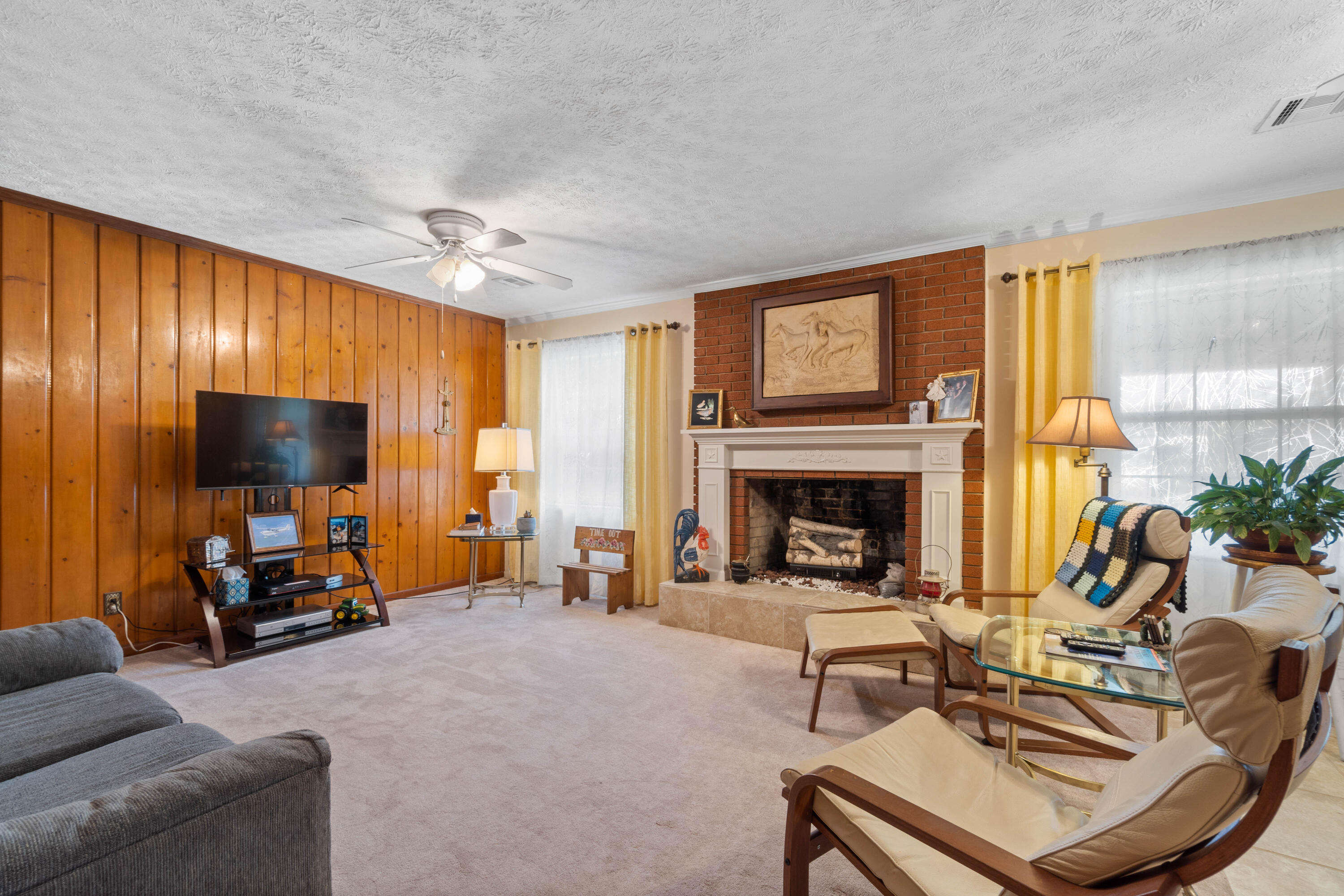 NO RECORDED SUBDIVISION - Residential