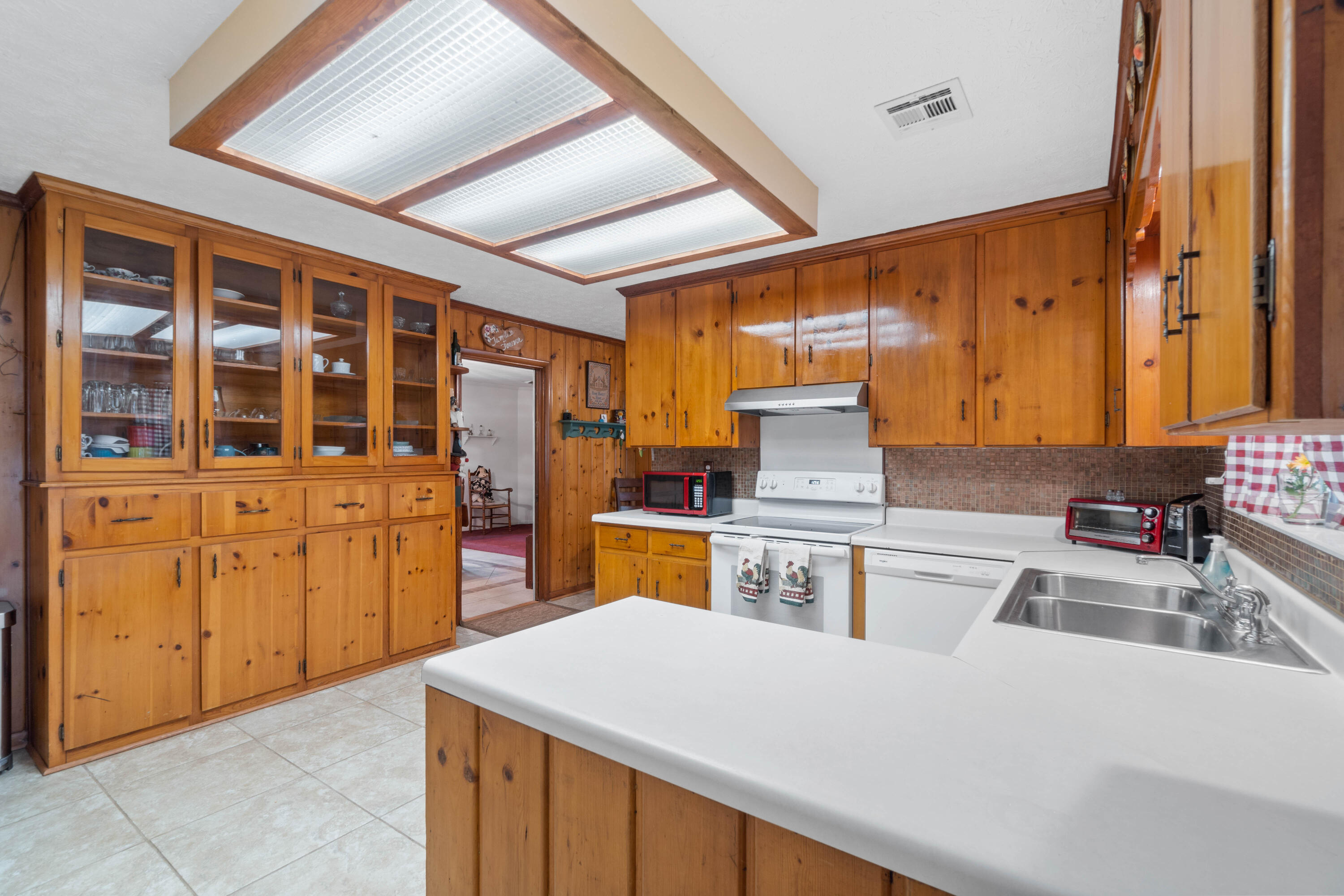 NO RECORDED SUBDIVISION - Residential