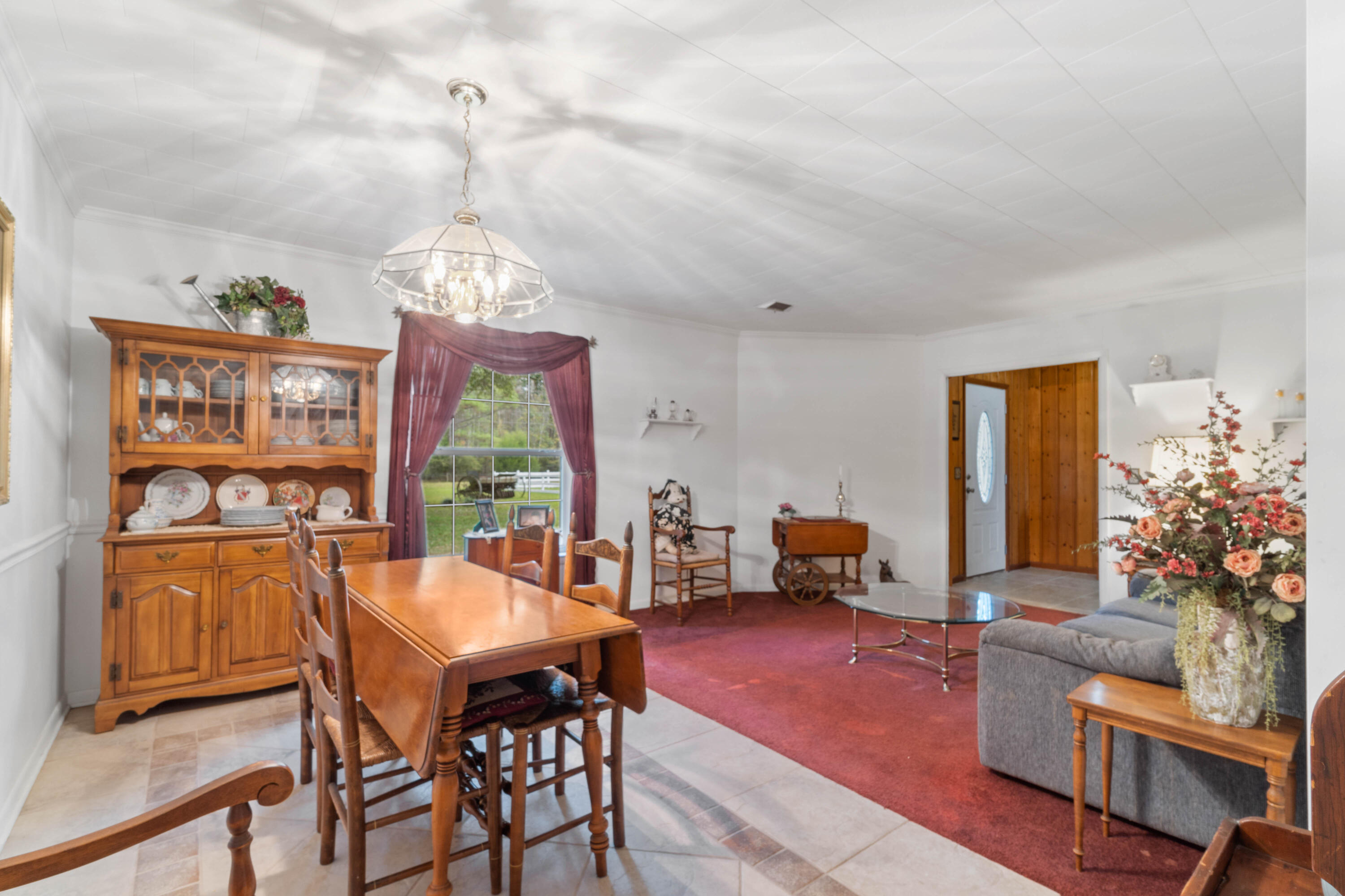 NO RECORDED SUBDIVISION - Residential