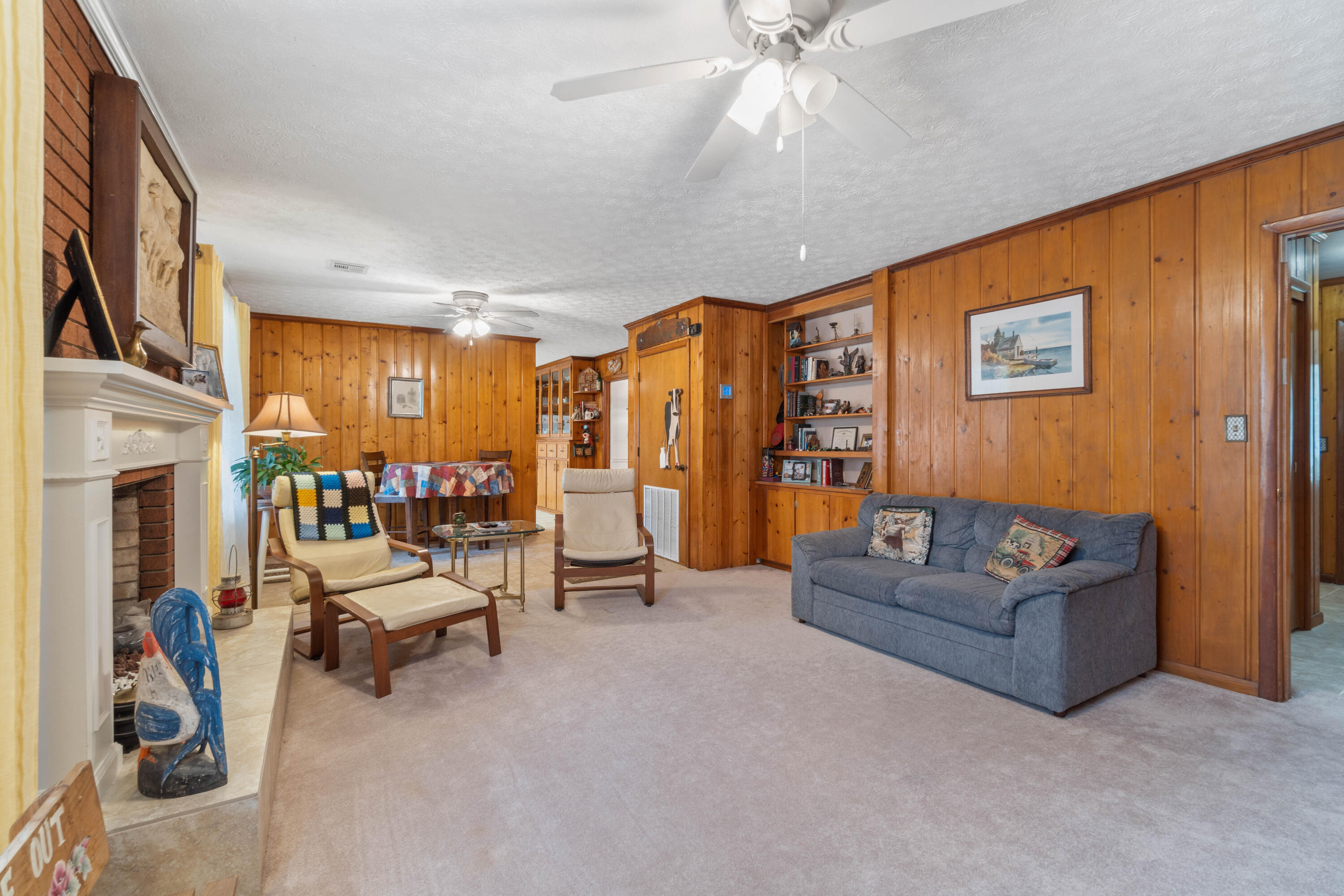 NO RECORDED SUBDIVISION - Residential