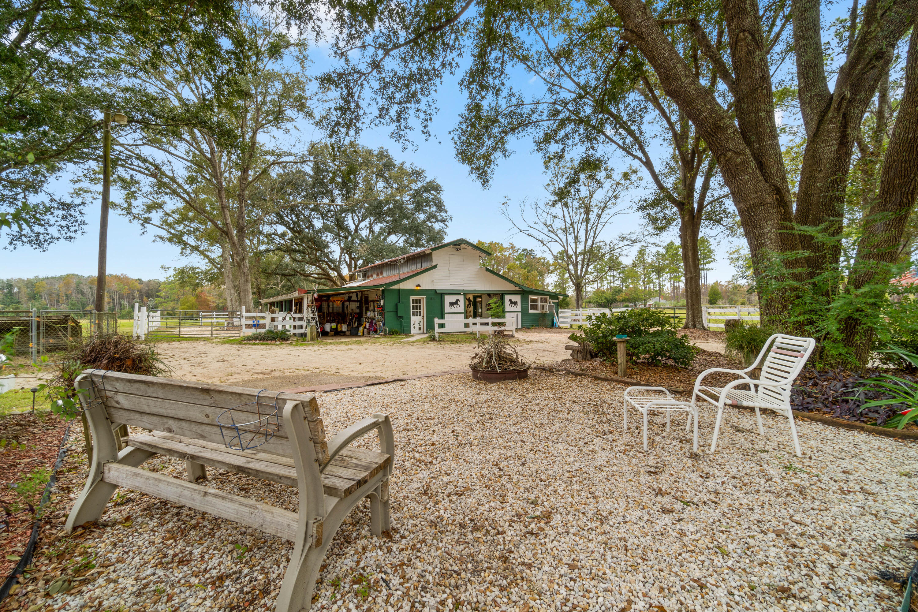 NO RECORDED SUBDIVISION - Residential