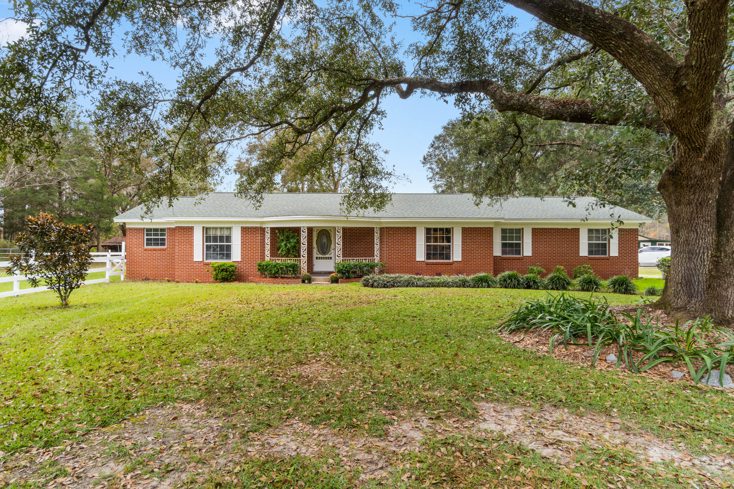 NO RECORDED SUBDIVISION - Residential