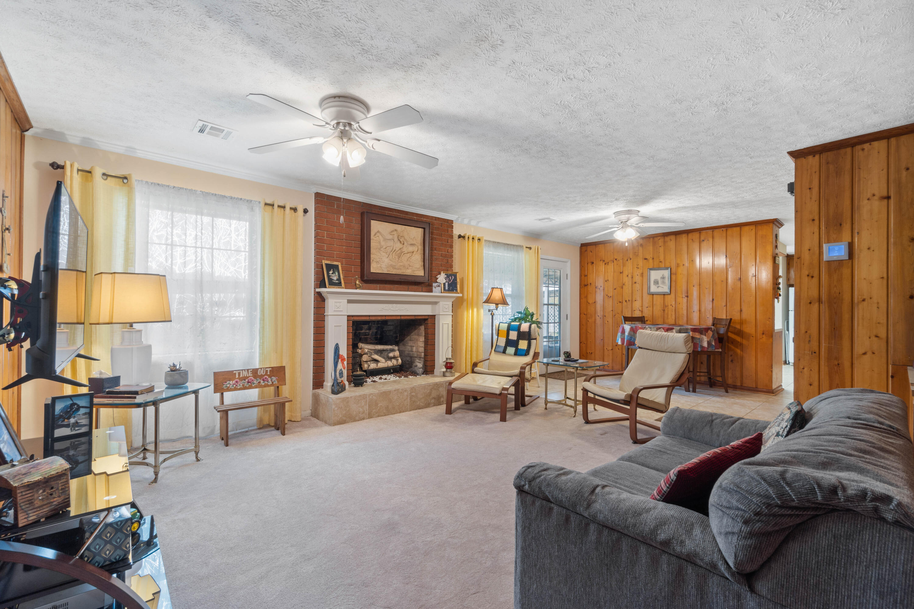 NO RECORDED SUBDIVISION - Residential