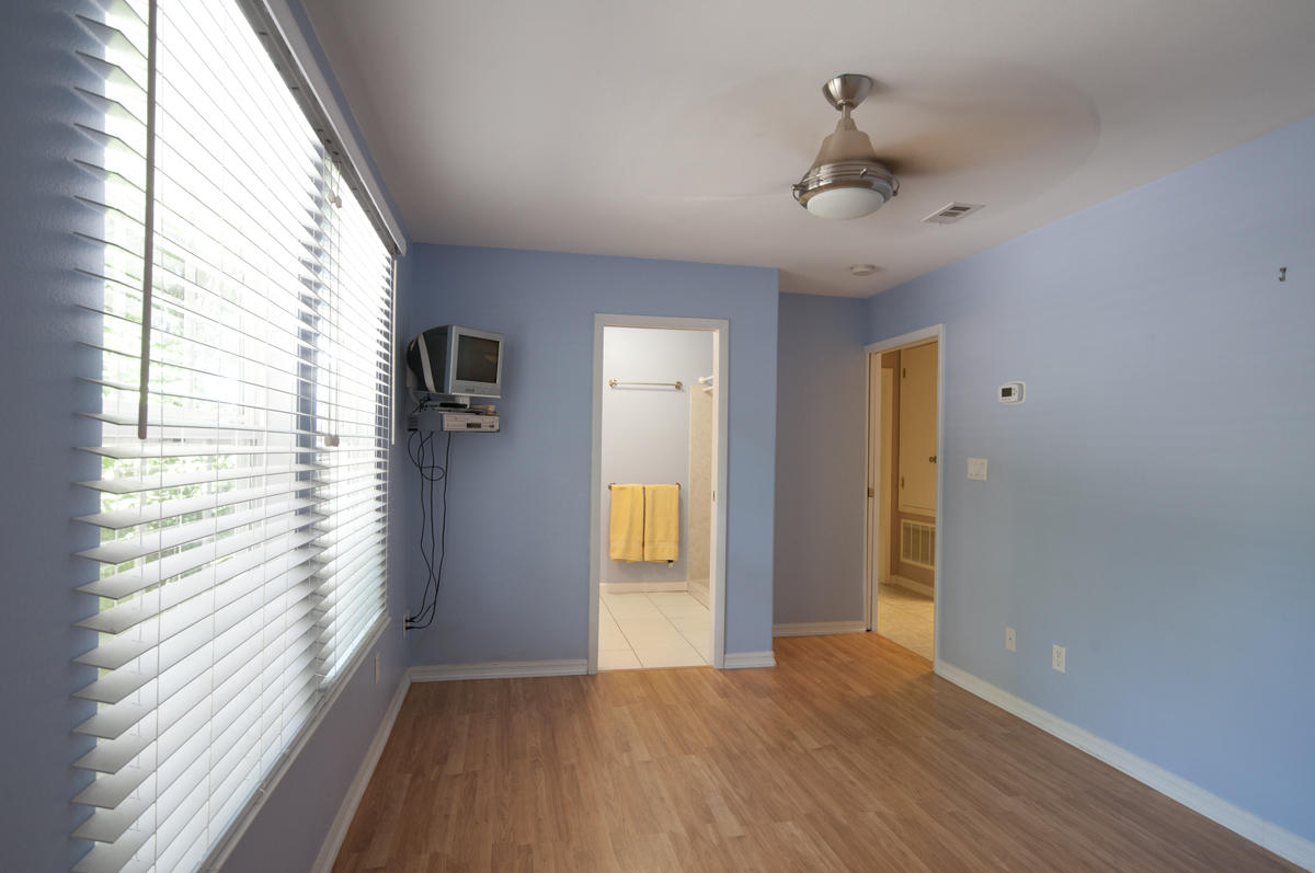 VILLA TASSO TOWN OF - Residential