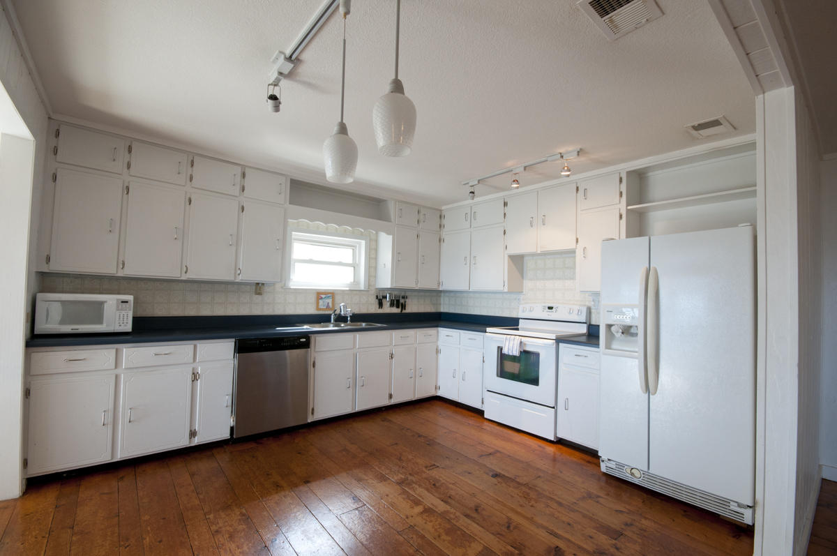 VILLA TASSO TOWN OF - Residential