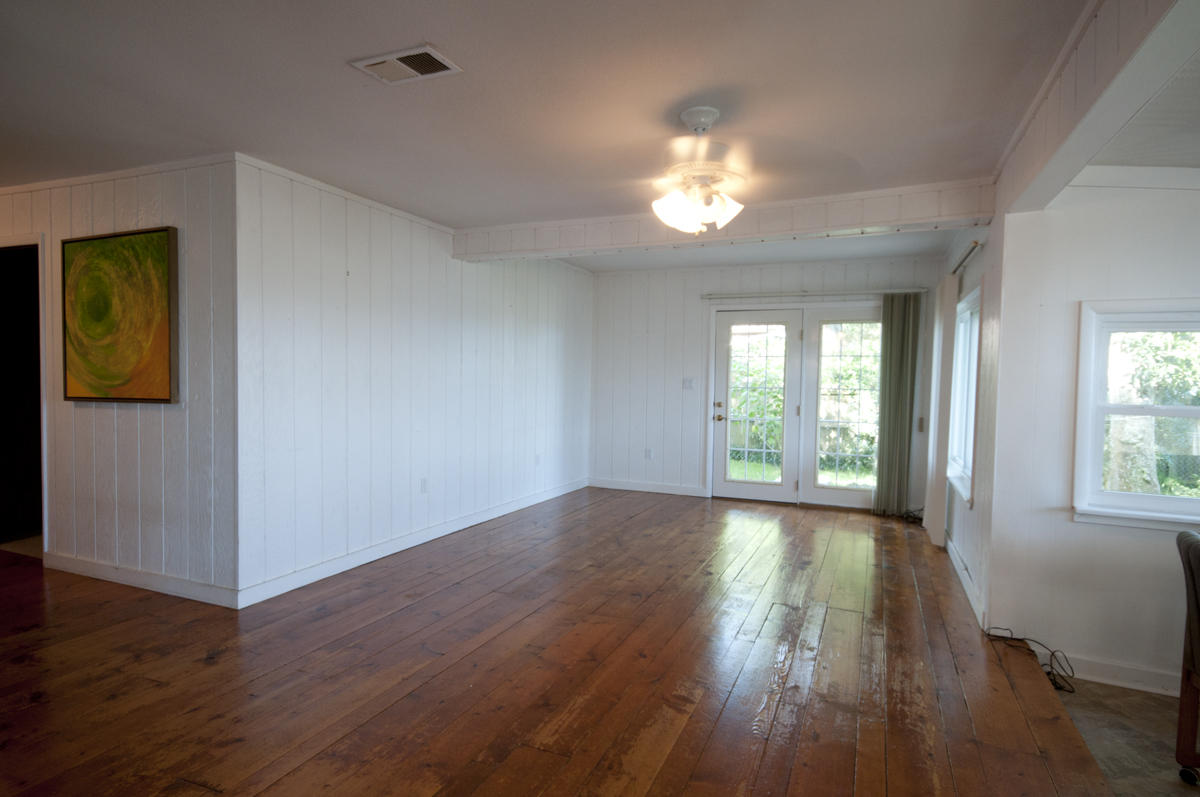 VILLA TASSO TOWN OF - Residential