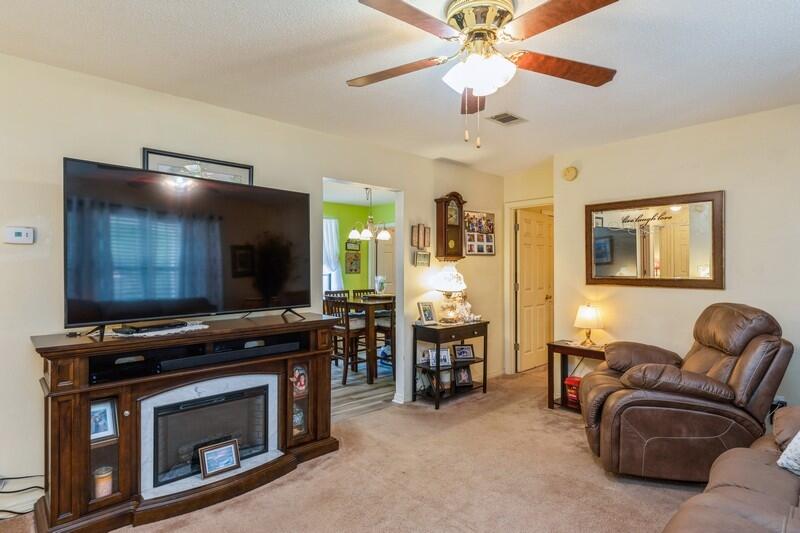 LAKE JUNIPER ESTATES UNIT 4 - Residential