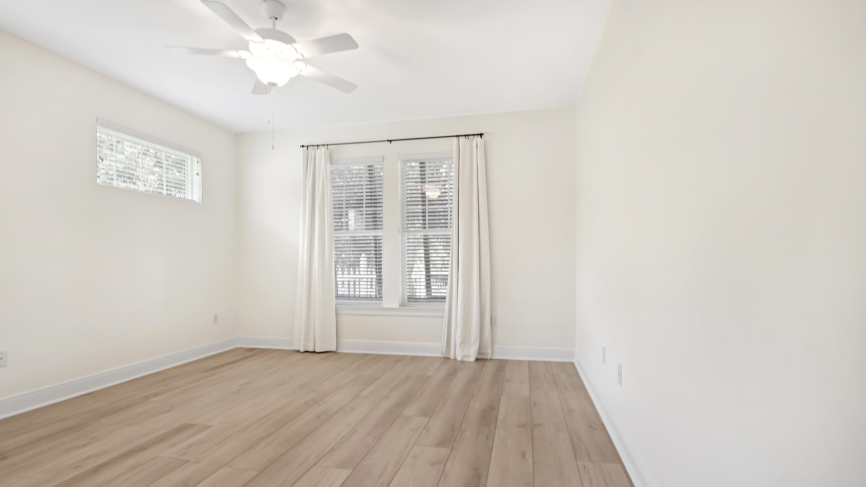 SEABREEZE PH 2 - Residential