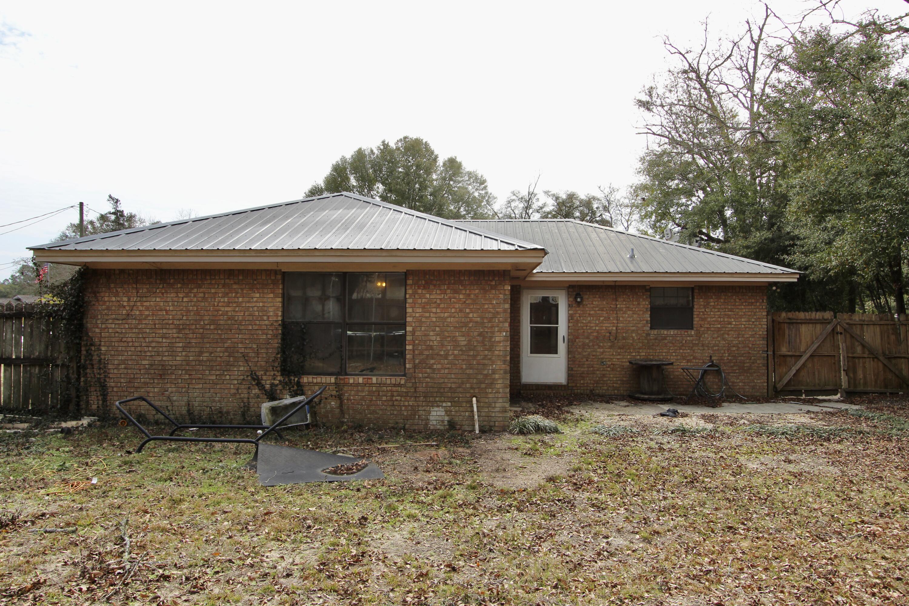 CORNER OAKS ESTATES - Residential