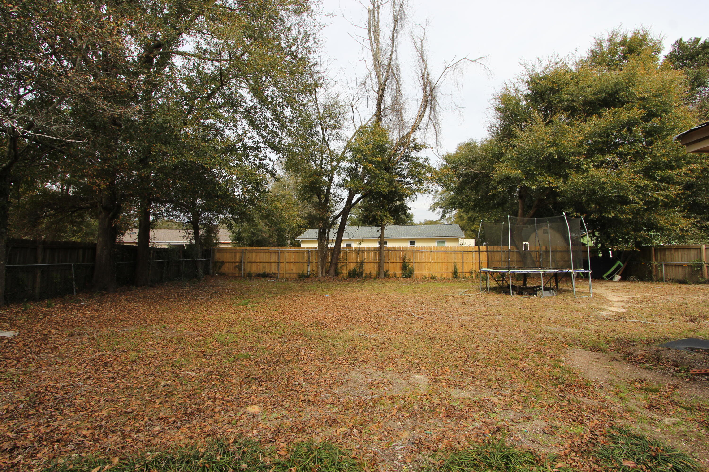 CORNER OAKS ESTATES - Residential