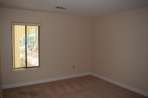 LAKESIDE CONDO AT BLUEWATER BAY - Residential