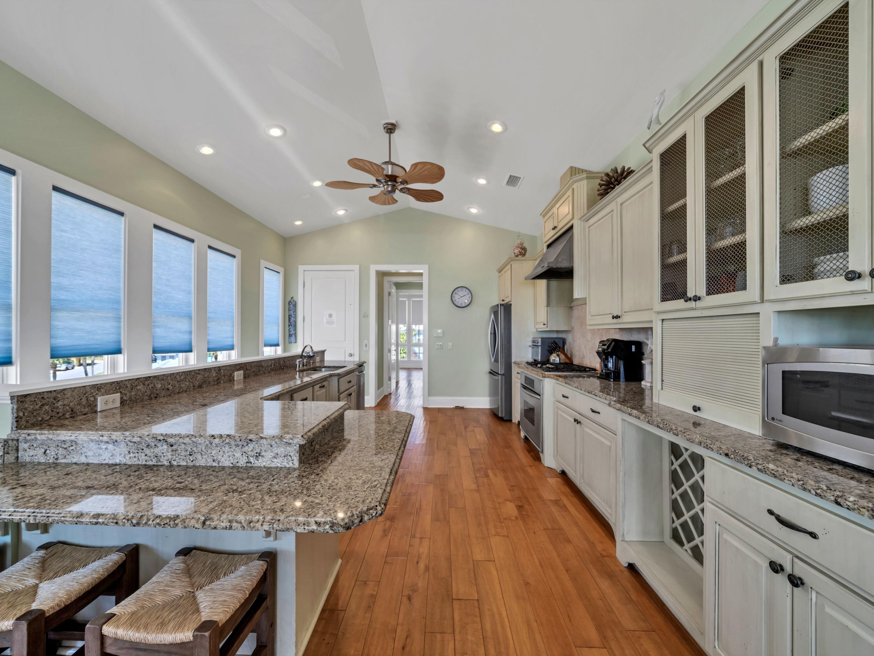 MIRAMAR BEACH - Residential