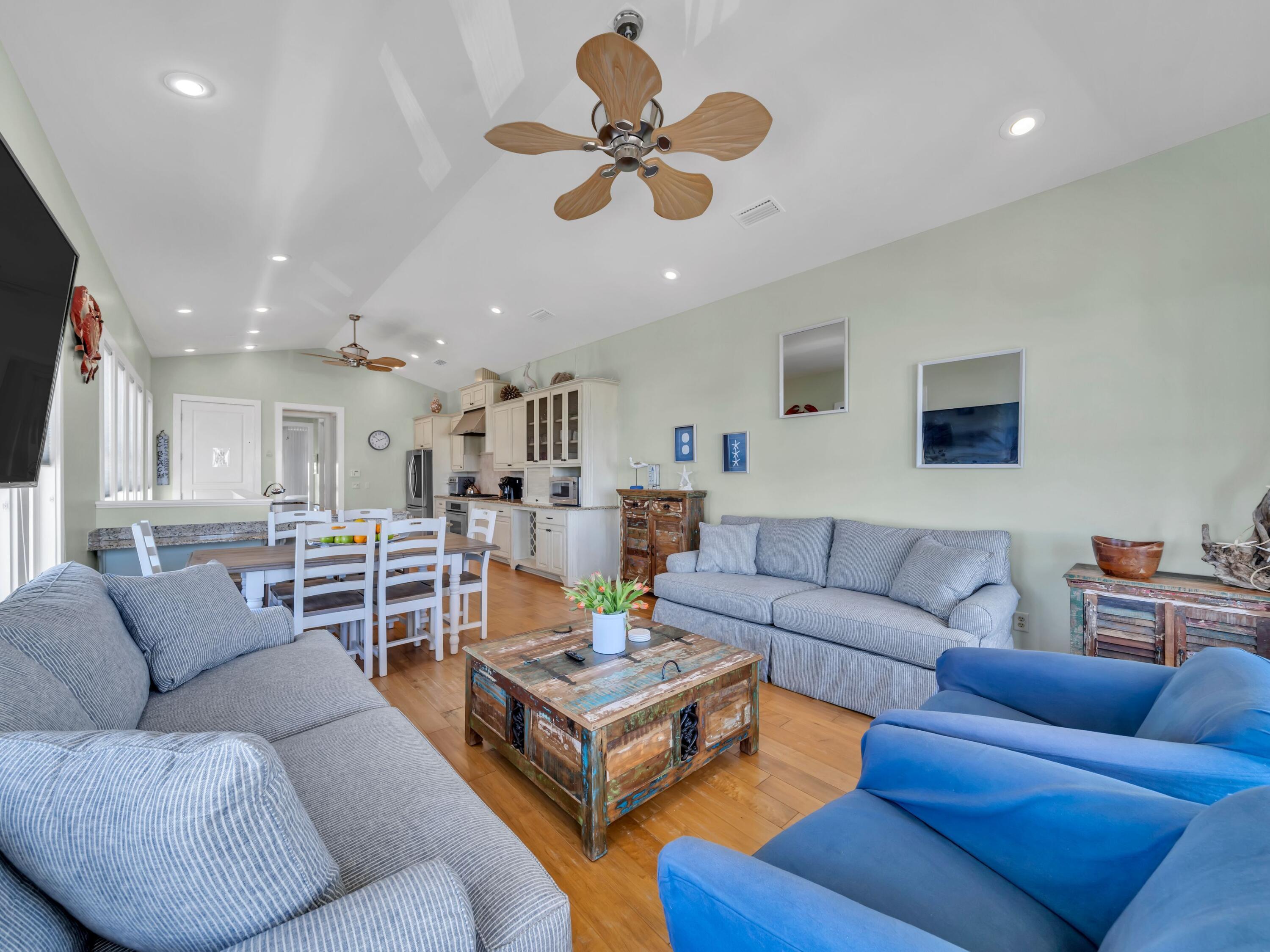 MIRAMAR BEACH - Residential