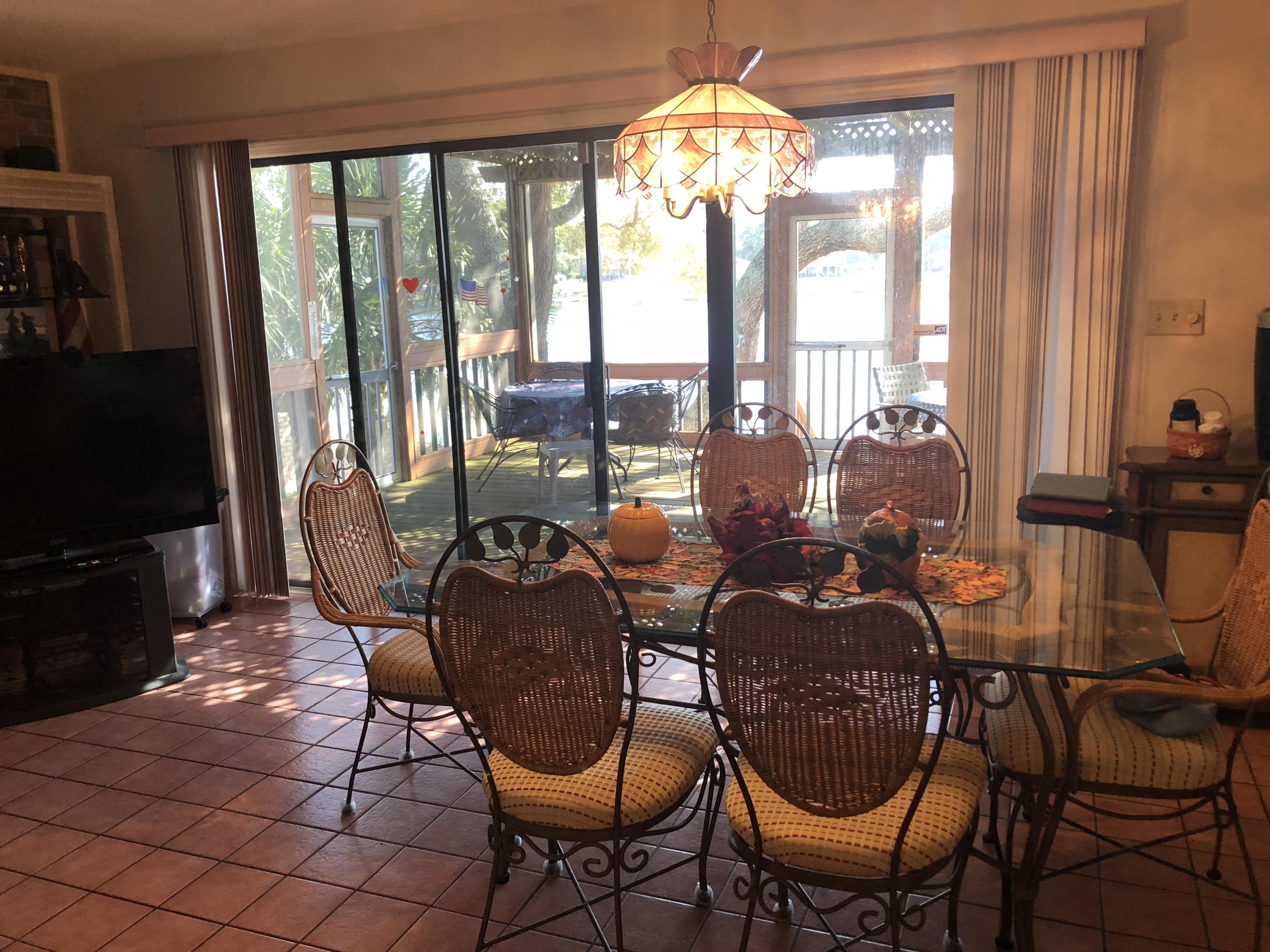 BAYOU POQUITO S/D Lot 39 BLK 16 - Residential