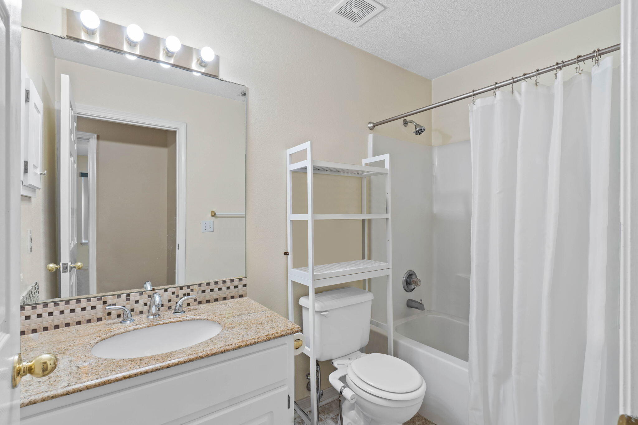 EMERALD VILLAGE S/D - Residential