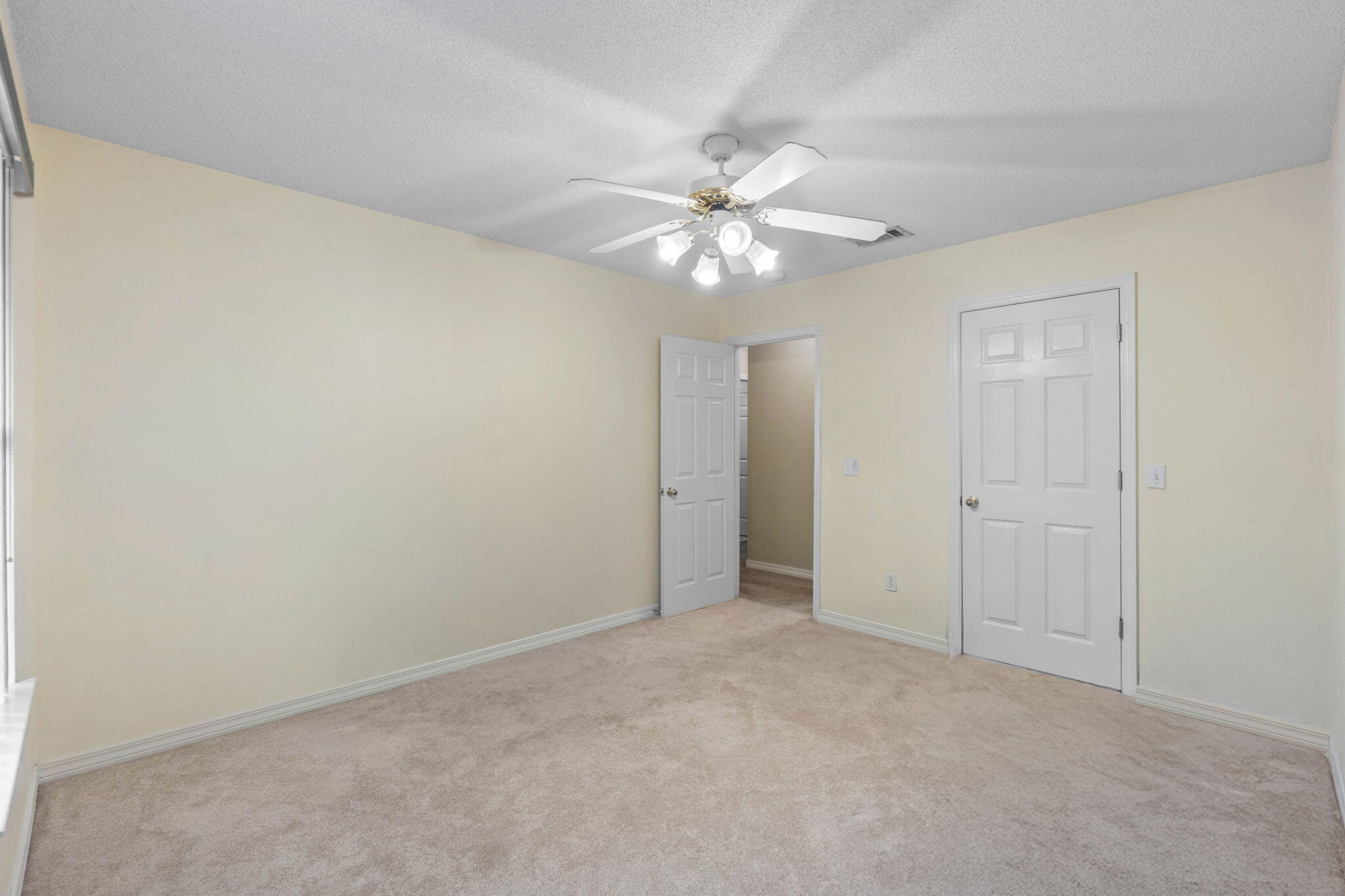EMERALD VILLAGE S/D - Residential
